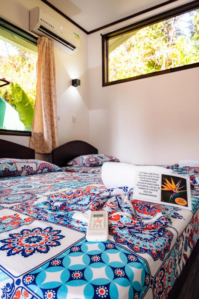 FLOR DE PARAISO BUNGALOWS