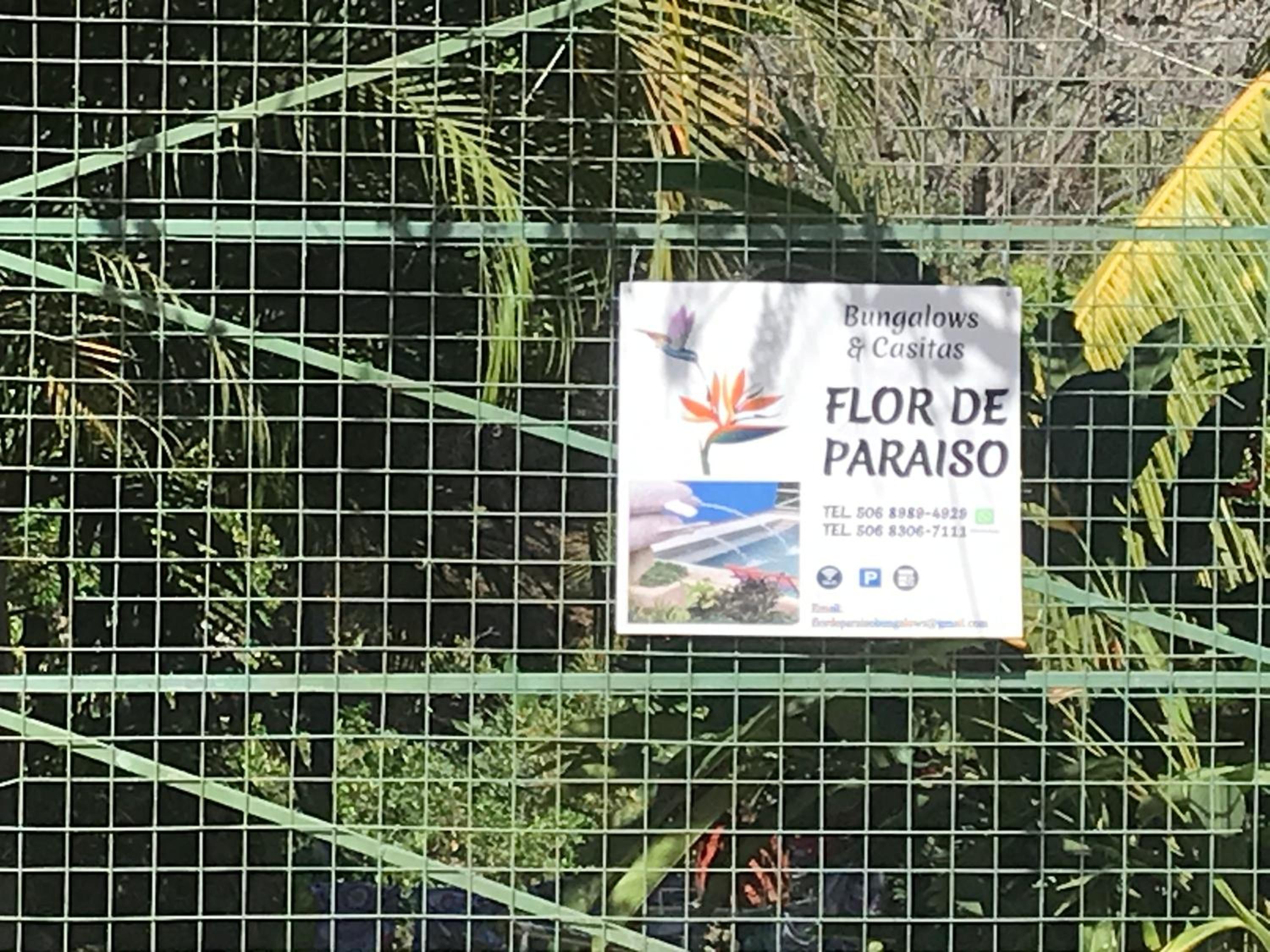 FLOR DE PARAISO BUNGALOWS