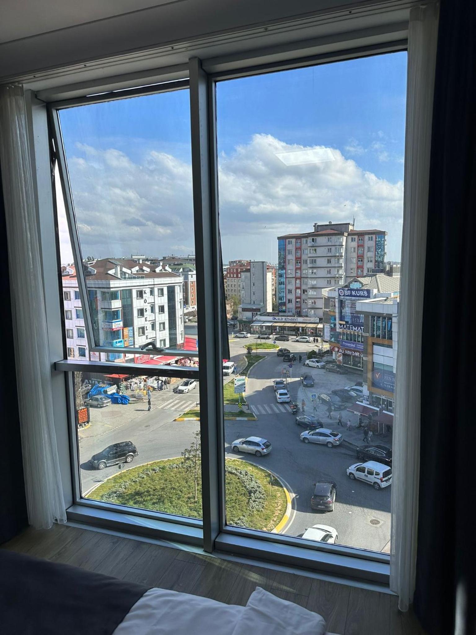 Skyport Istanbul Otel - Image 14