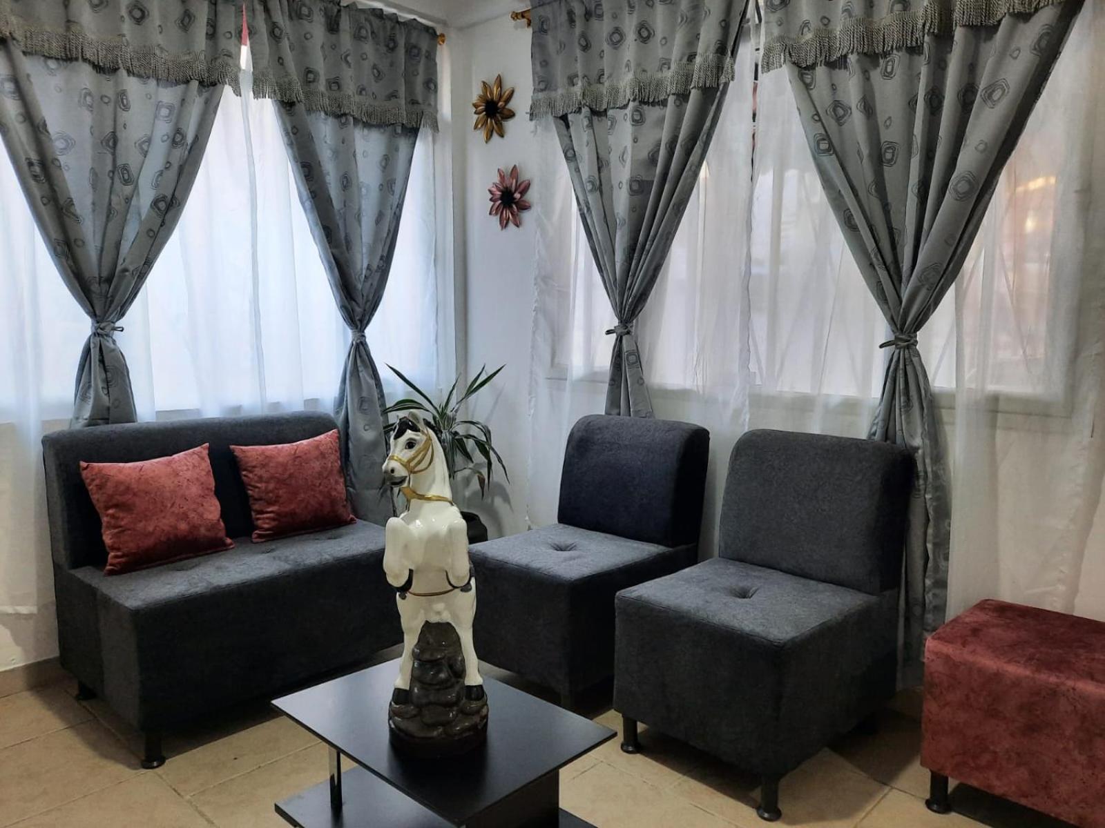Espectacular apartamento primer piso capacidad 6 personas