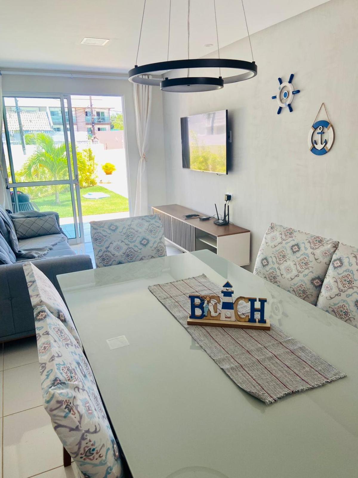 Apartamento encantador térreo em condomínio fechad