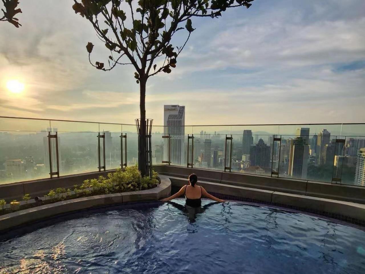 Skyline view in Bukit Bintang The Robertson 42f
