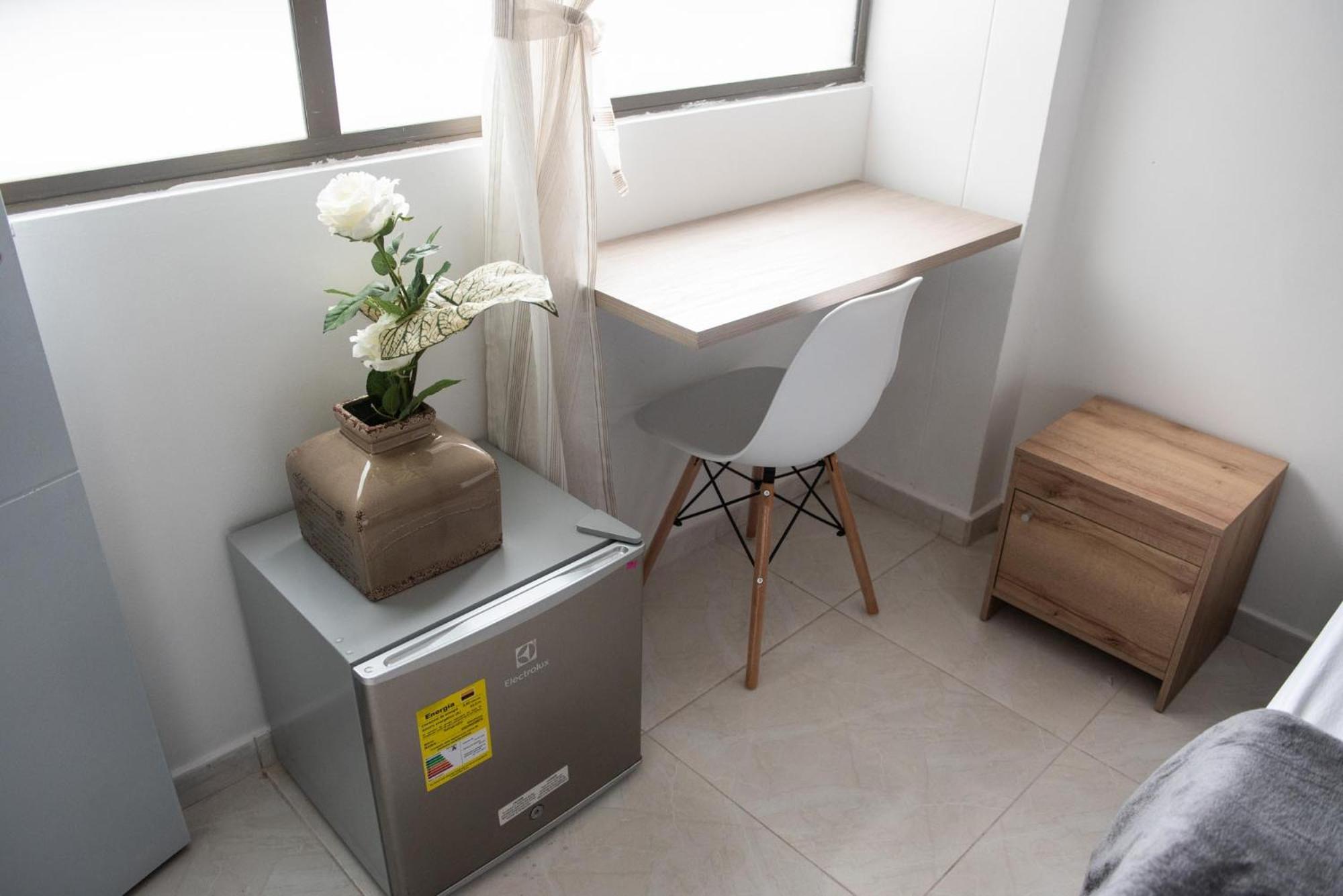Descansa en Habitación Privada en Medellín C
