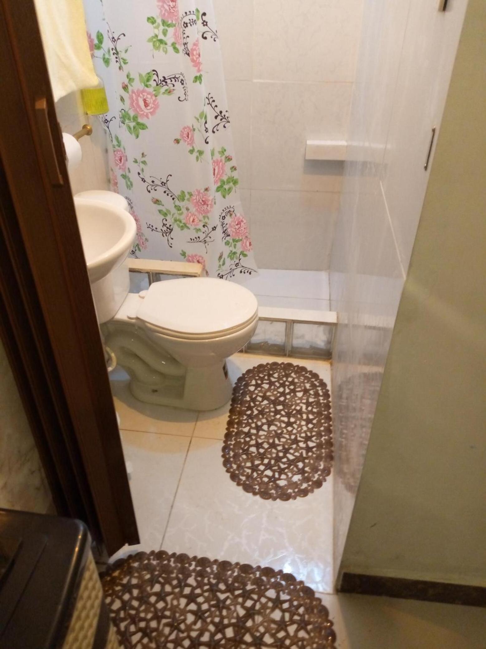 Acuarela del Rio H#3 Cerca Aeropuerto y Terminal Habitación privada con baño