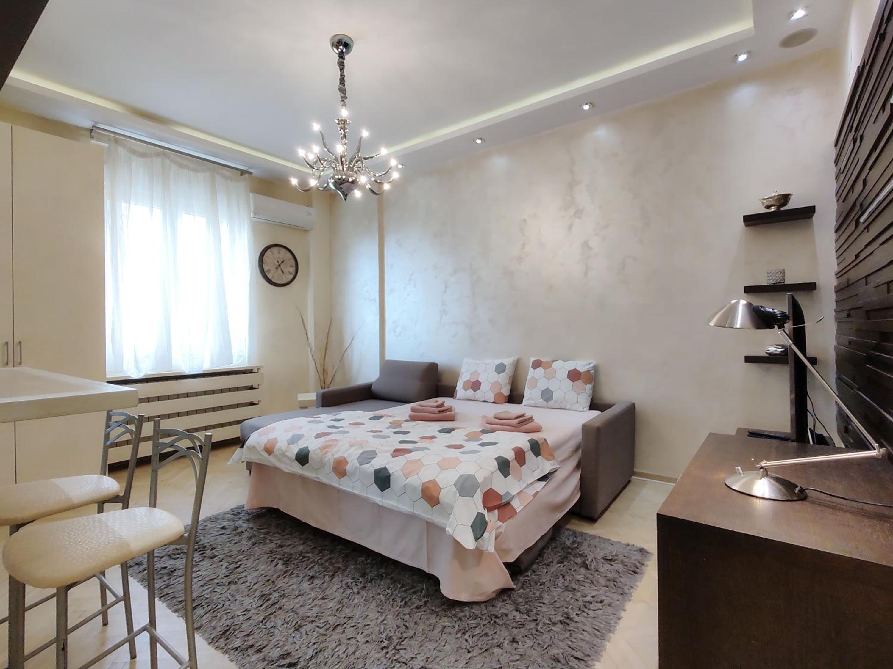 Home Center Apartment
