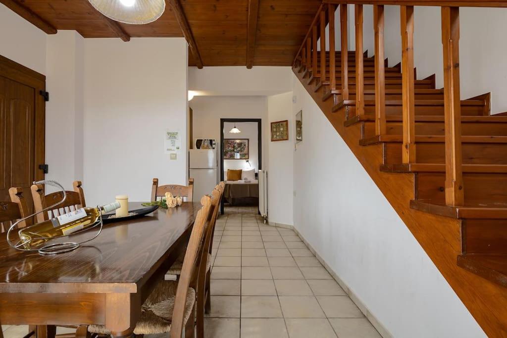 Villa Stefania/pool/garden/sea view/3bdrms/3bthrms view 2
