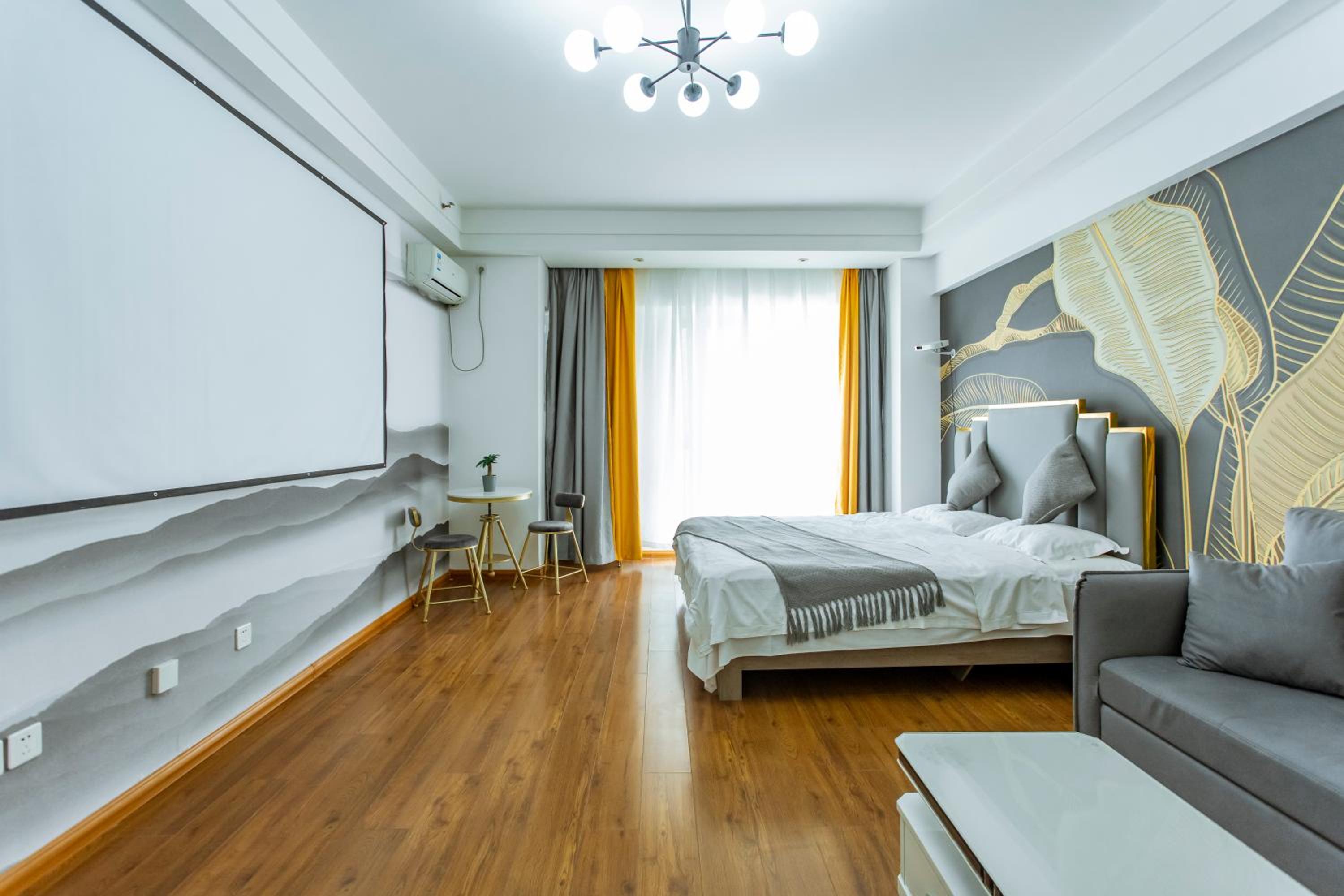 Dalian Hong Xi Yuan Apartment Wanda Plaza