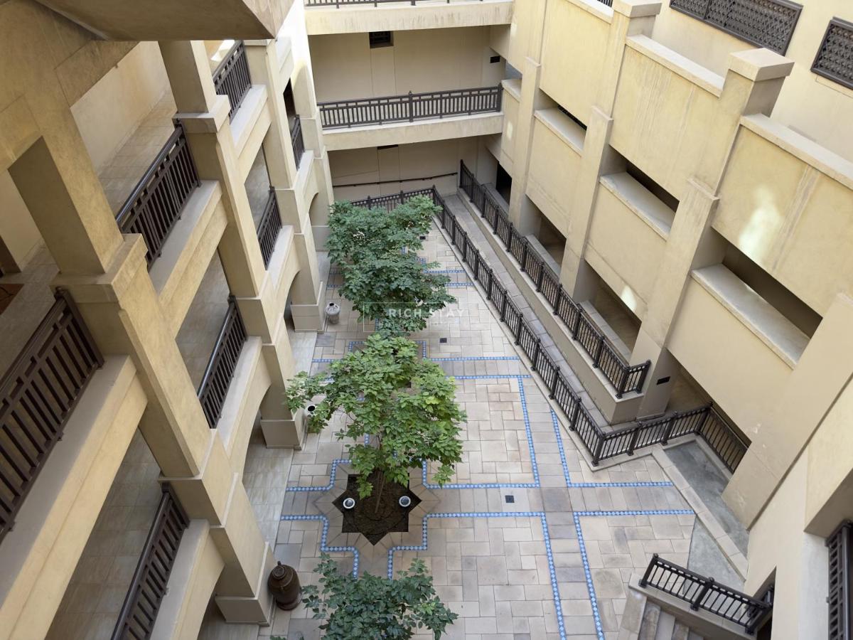 Sensational 1BR apartment in Tajer, Souk Al-Bahar