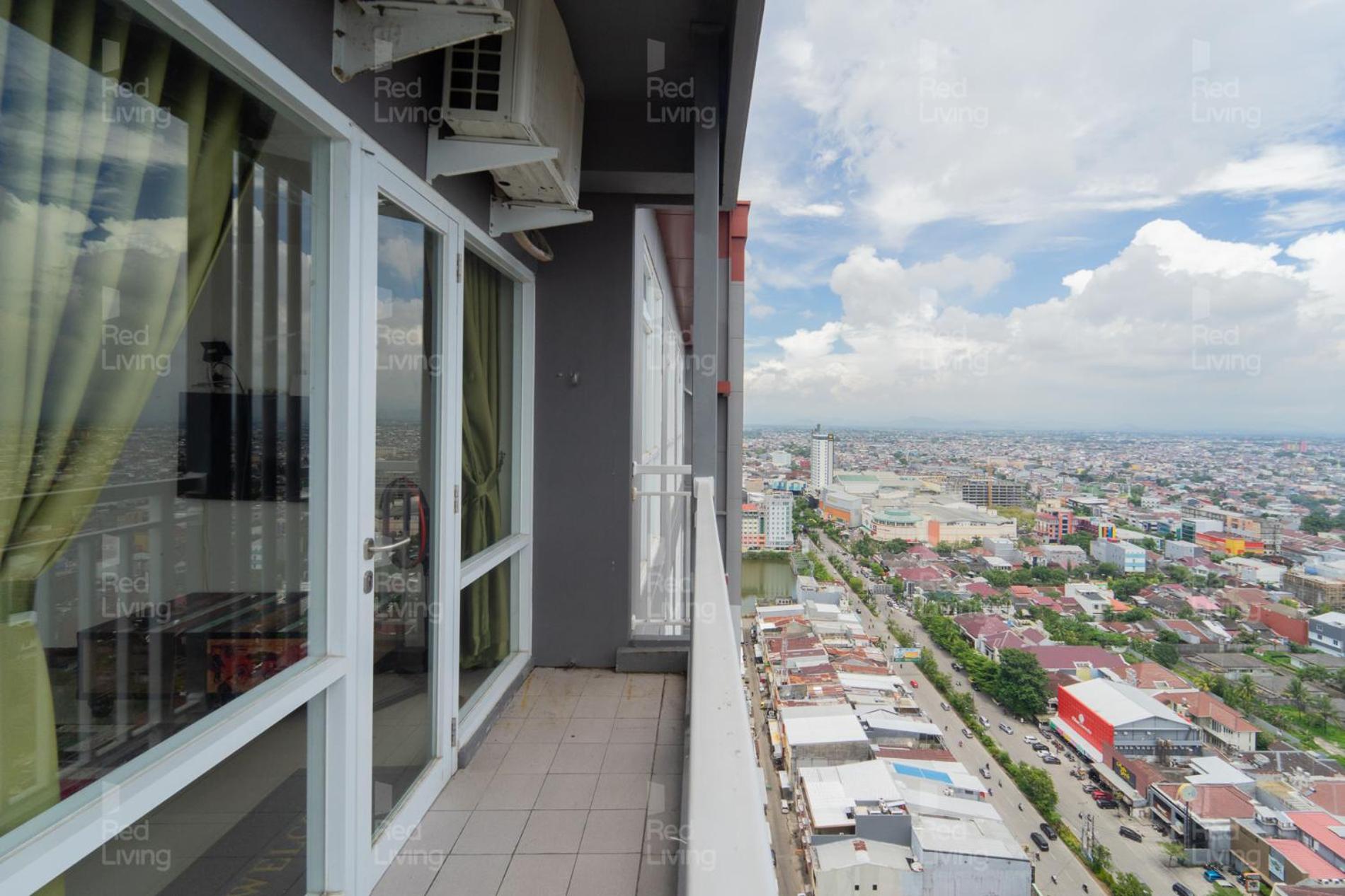Hotel RedLiving Apartemen Vida View - Vida Connect - Image 1