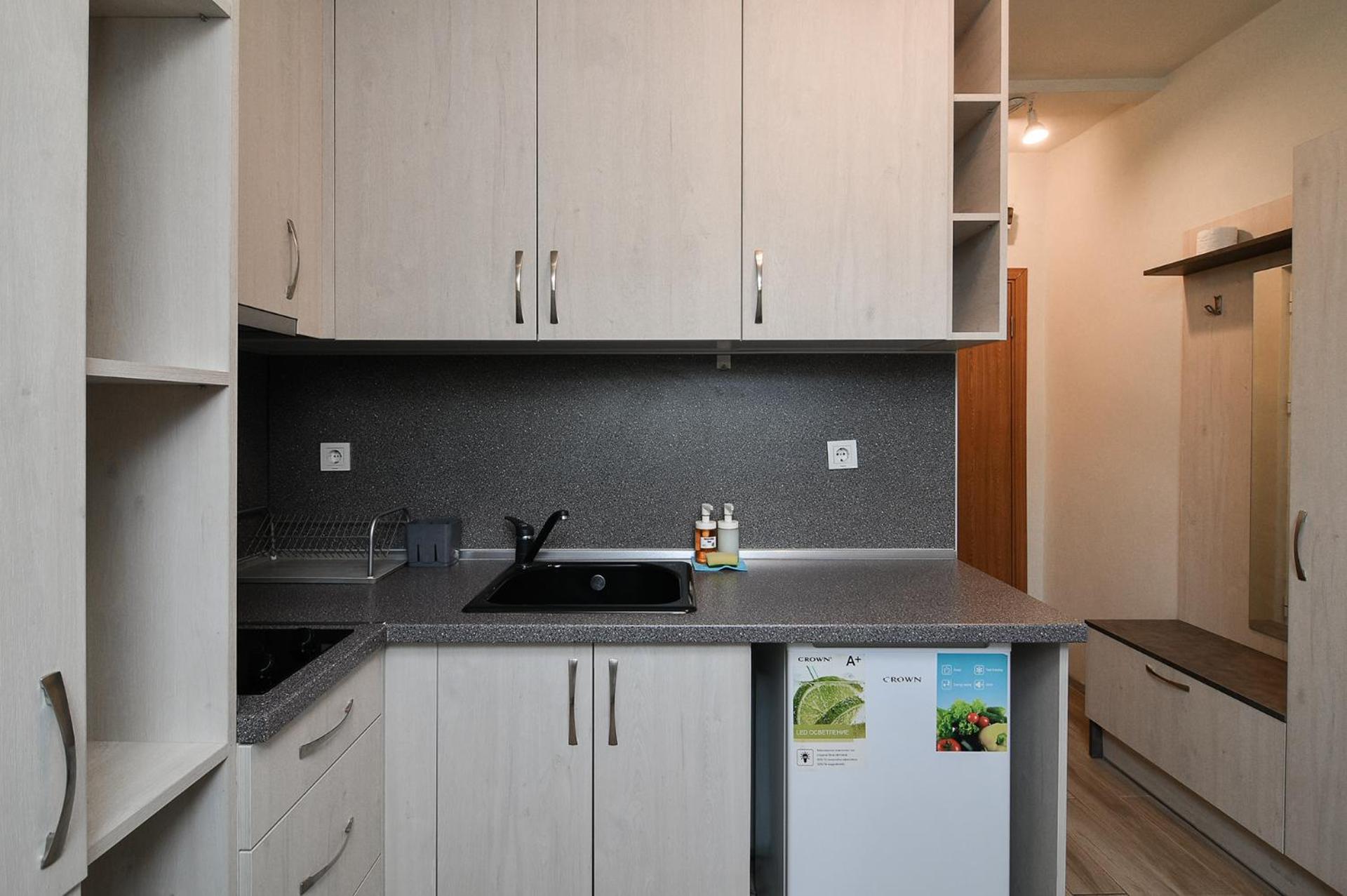 Budget studio in Varna center unde roof