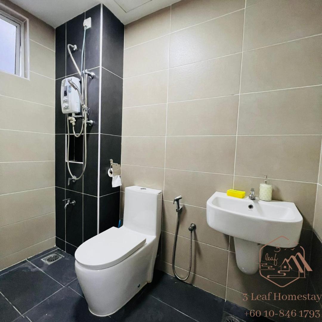 KULAI IOI MALL D'Putra Suites Near JPO Senai Airport