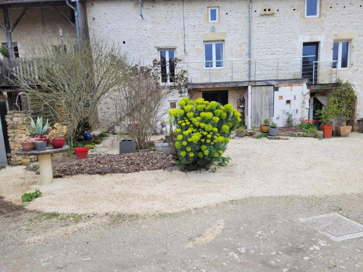 Photo 10