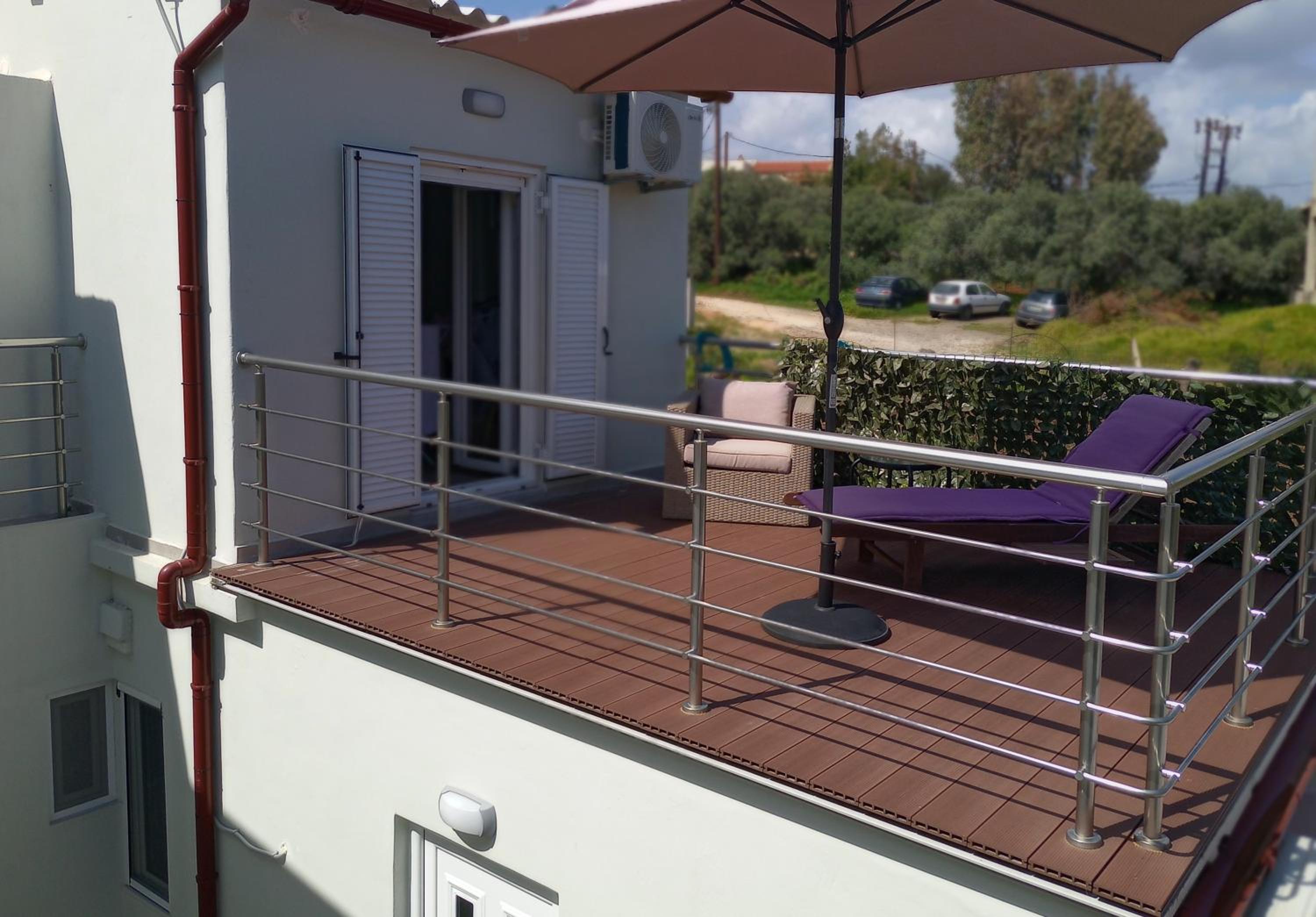 "Spyros" 1-Room Apartment - Simple, cozy, close to the beach