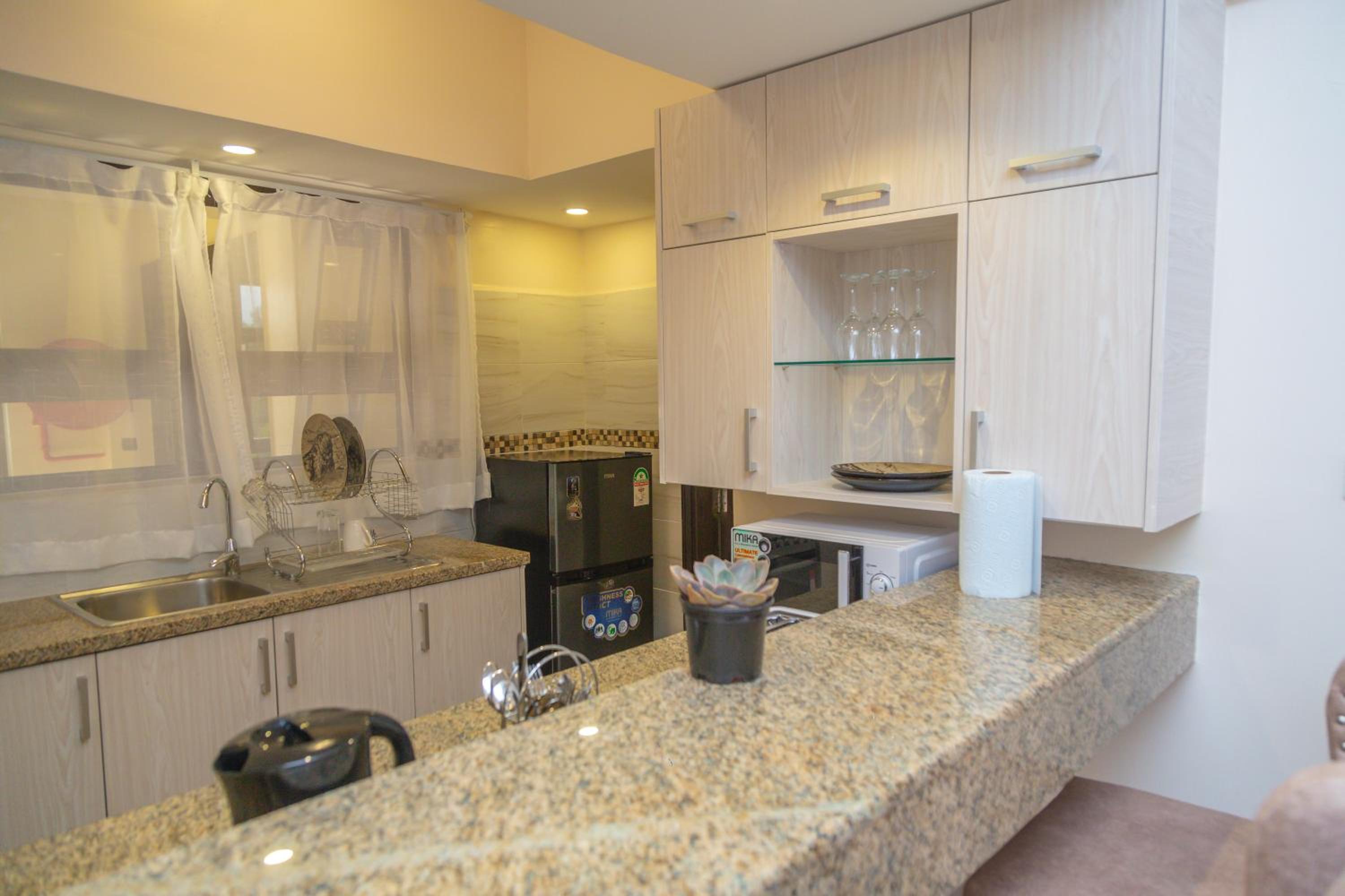 Pura Vida Stays - Wellivia Suites view 3