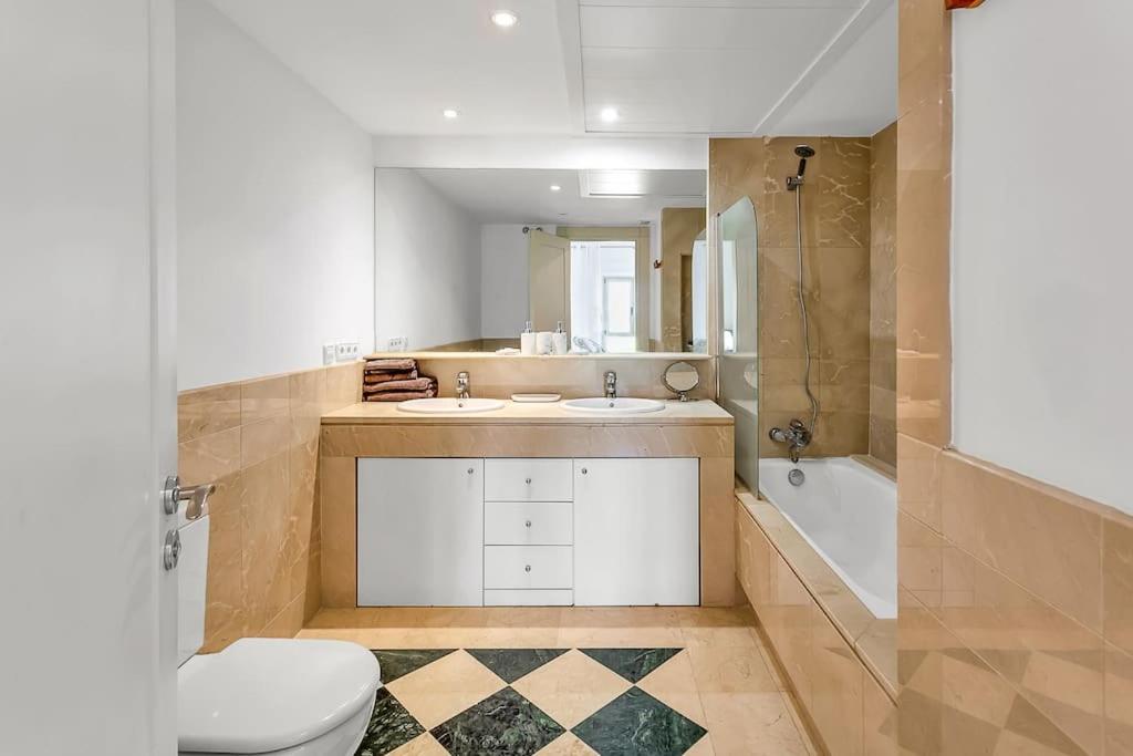 YOLO Spaces - Sotogrande Ocean View Penthouse view 4