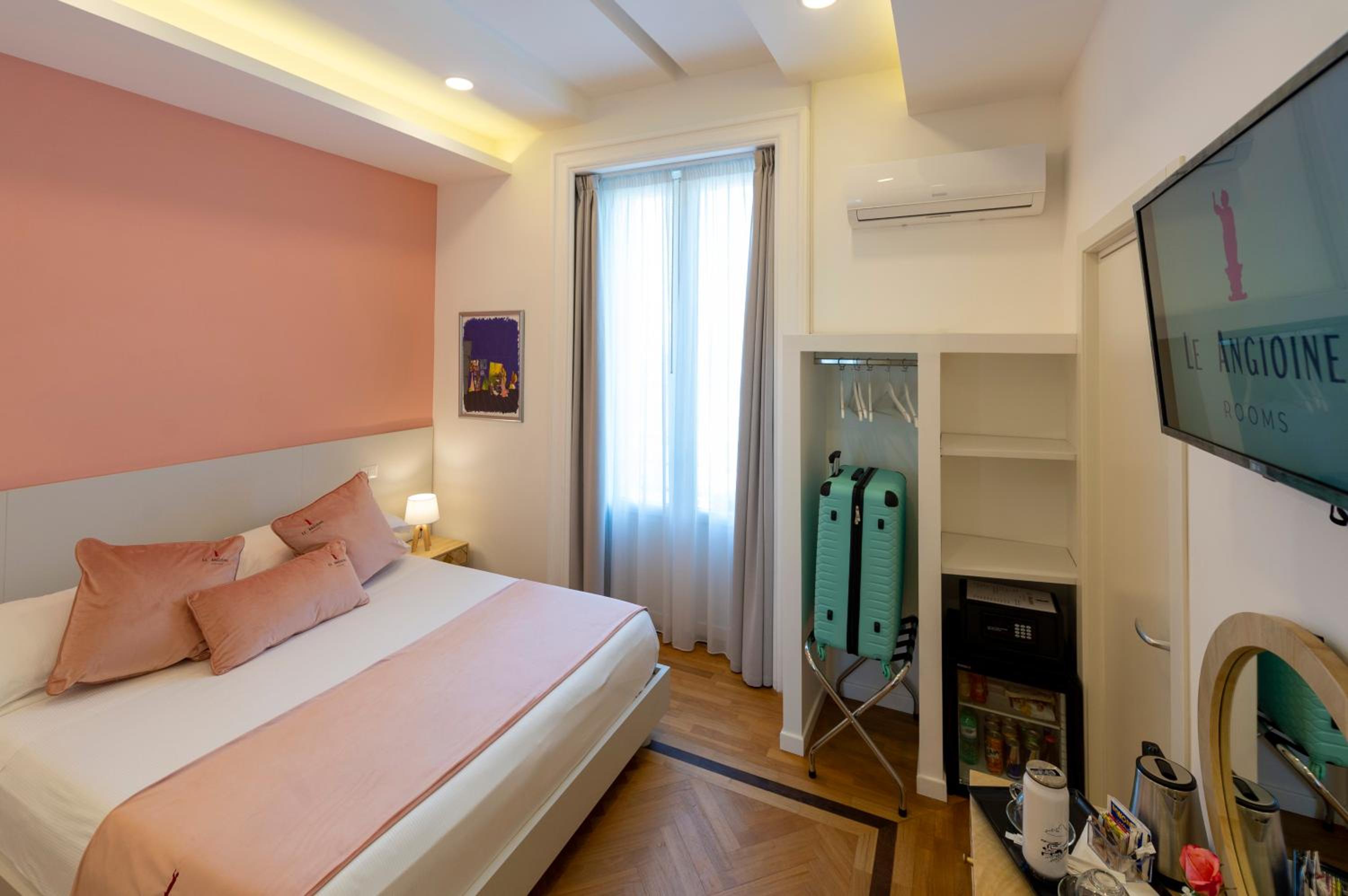 Le Angioine Rooms