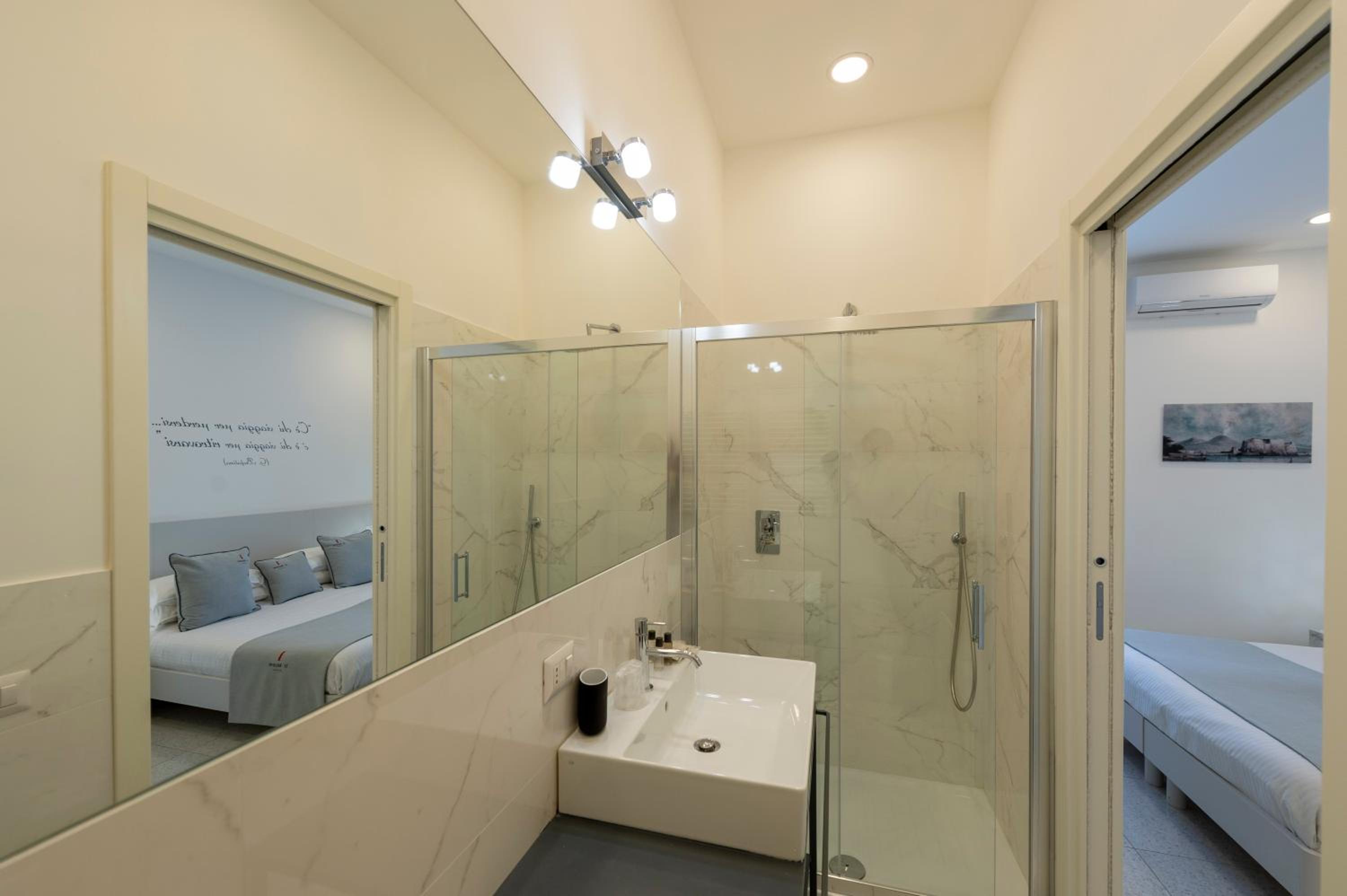 Le Angioine Rooms