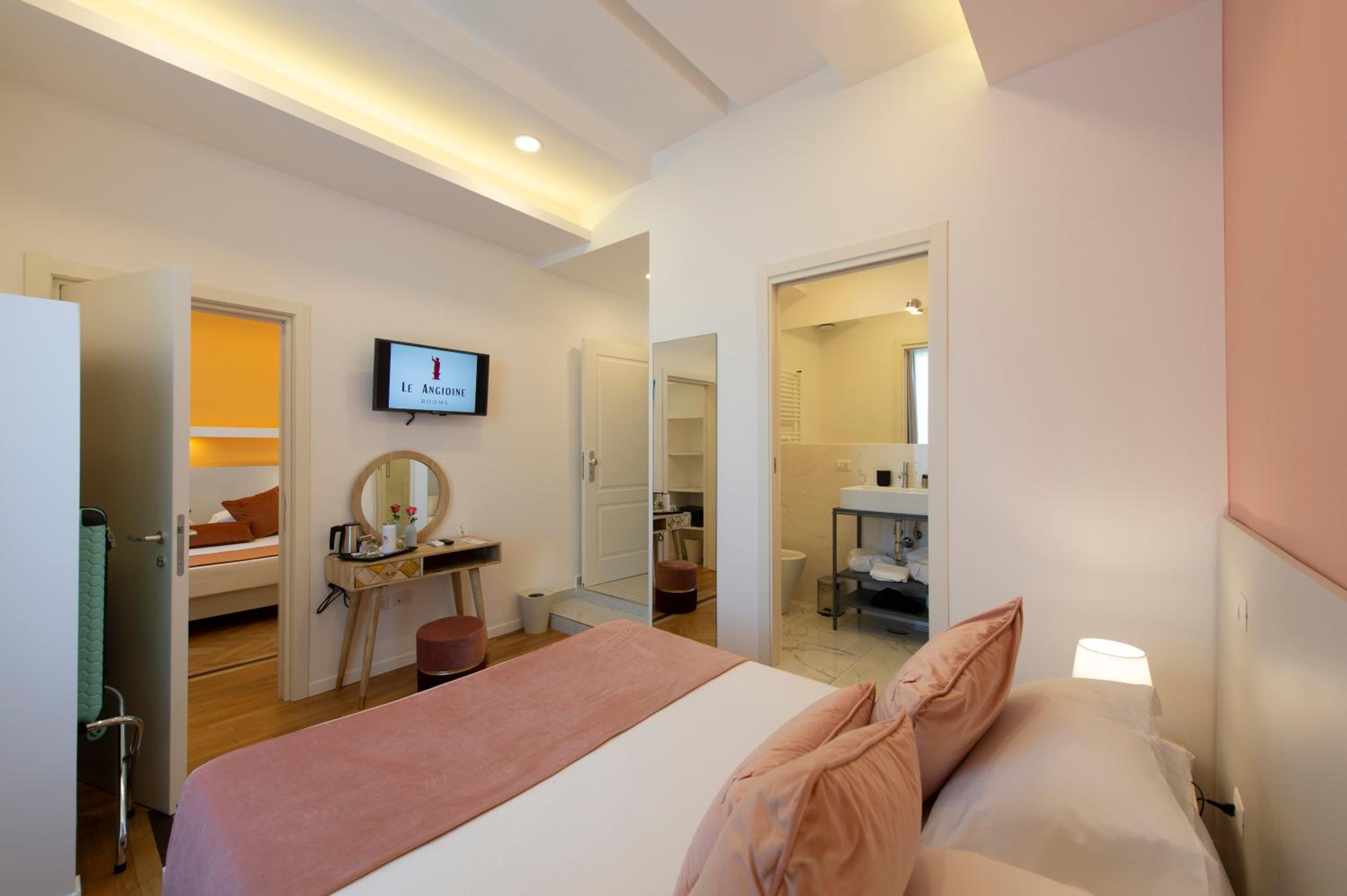 Le Angioine Rooms