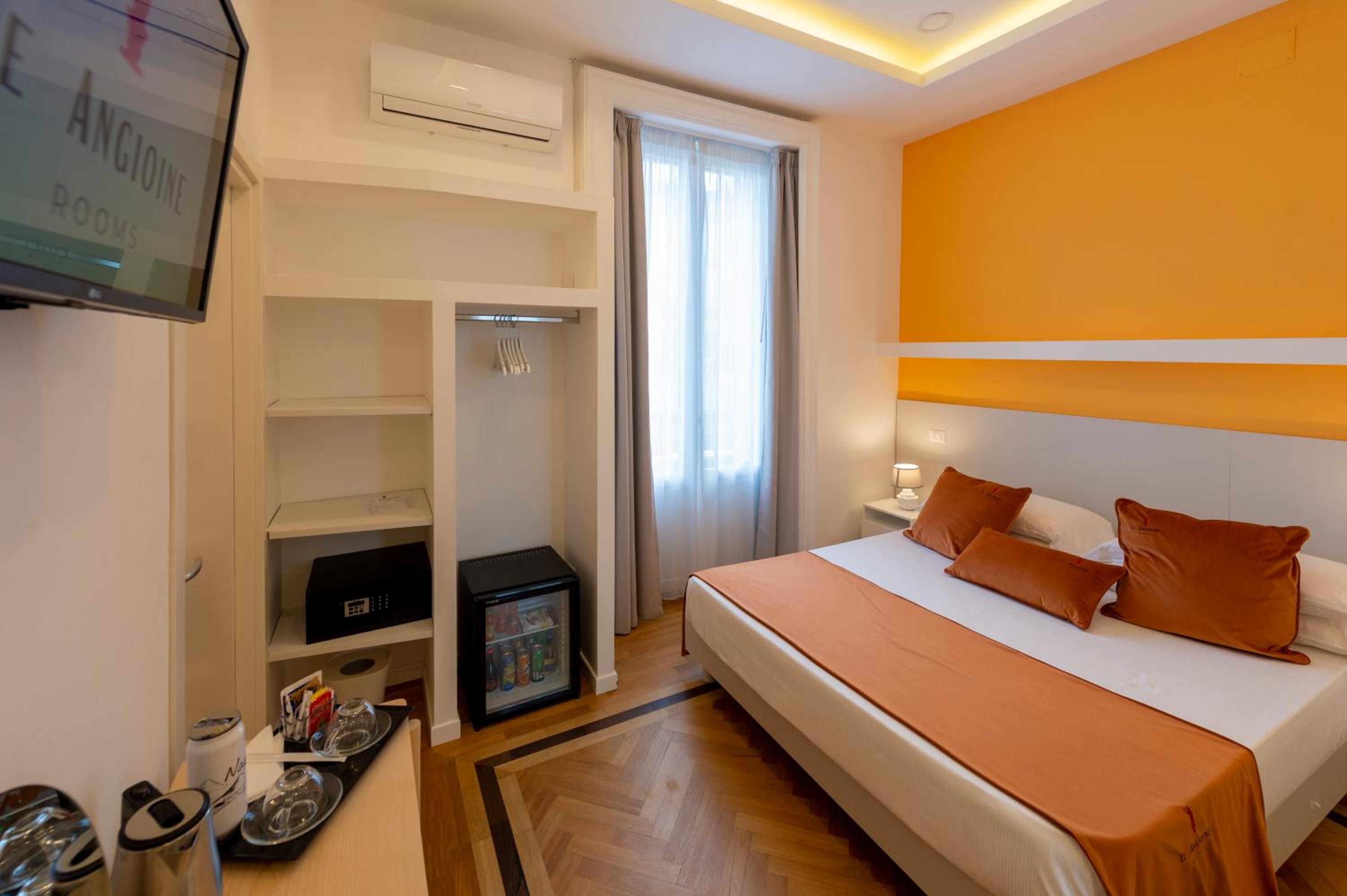 Le Angioine Rooms