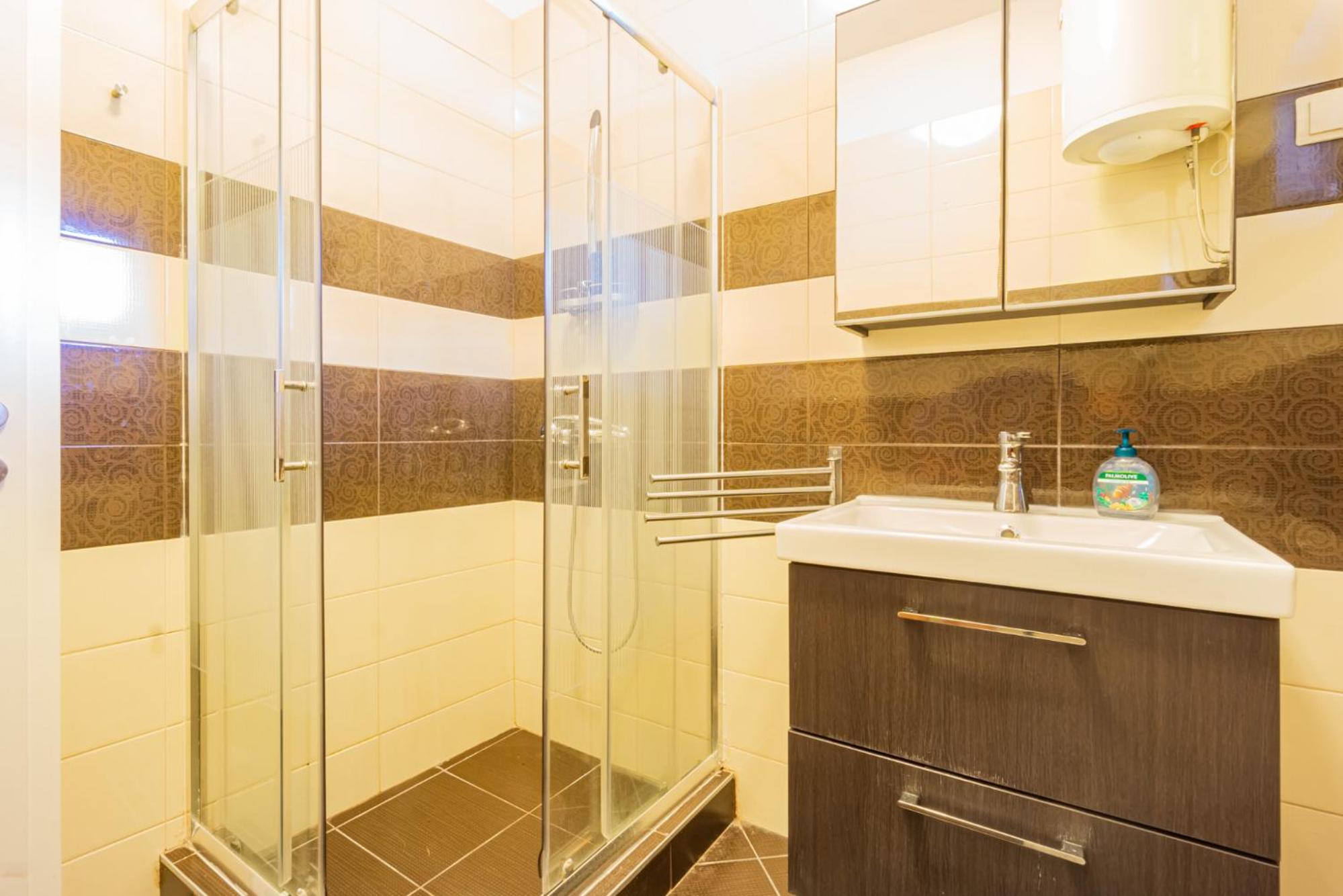Kob Orog good location with sea views and modern decor view 4