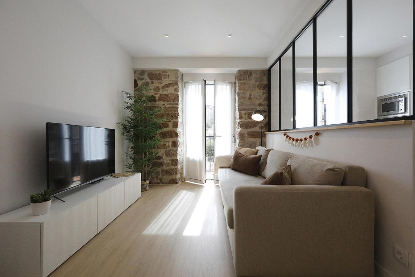 Apartment in Donostia well connected downtown