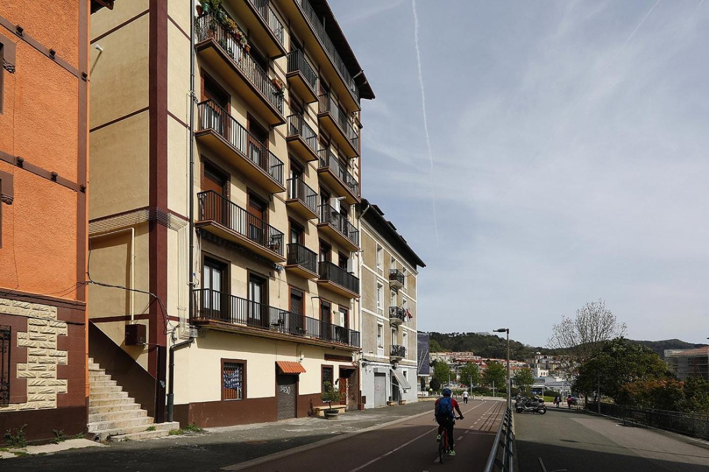 Apartment in Donostia well connected downtown