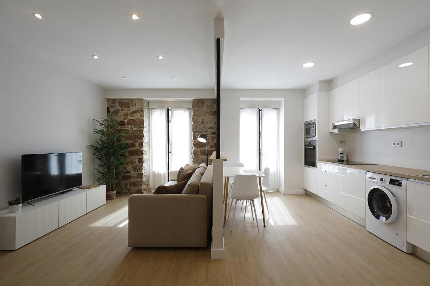 Apartment in Donostia well connected downtown