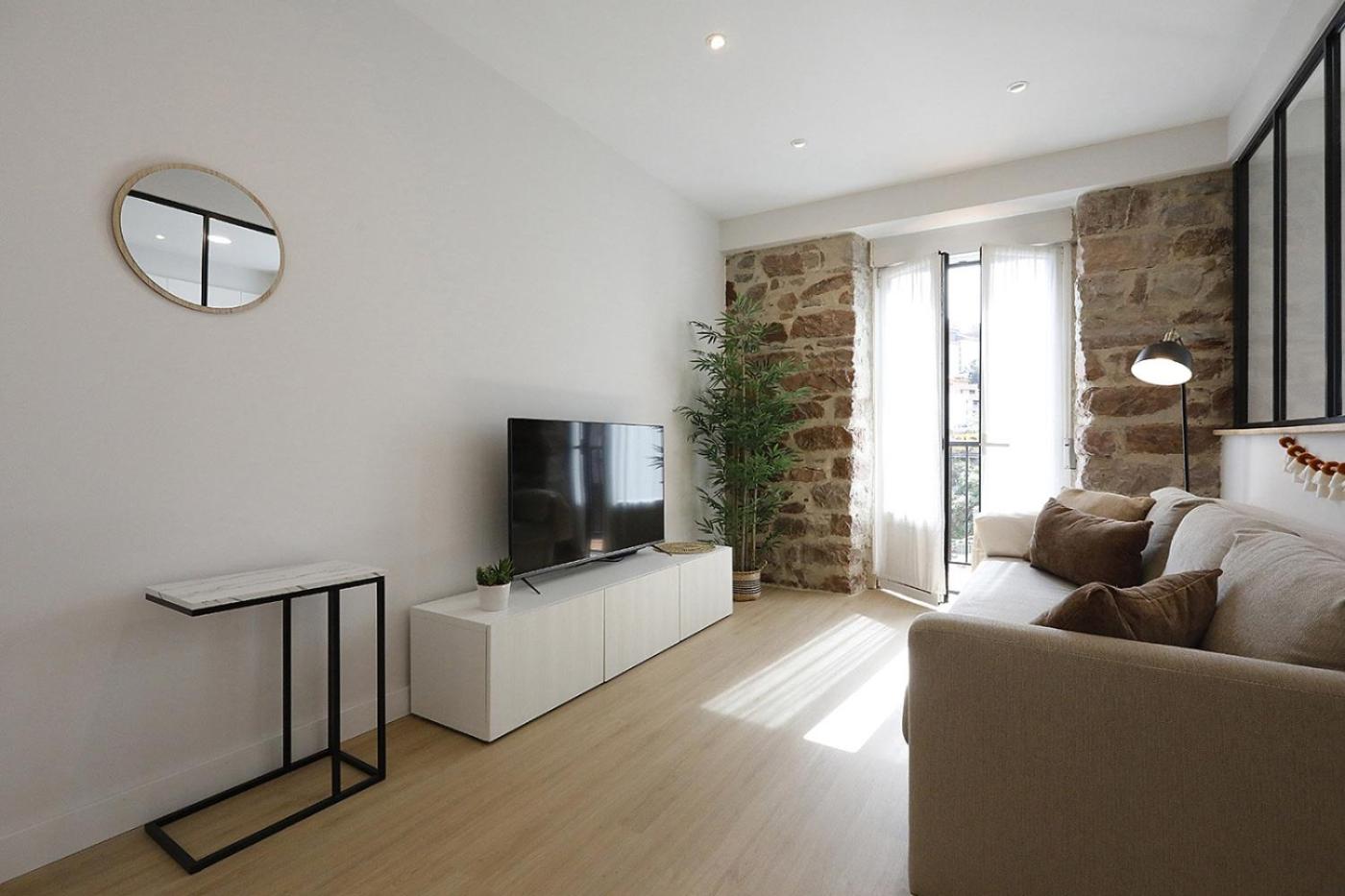 Apartment in Donostia well connected downtown