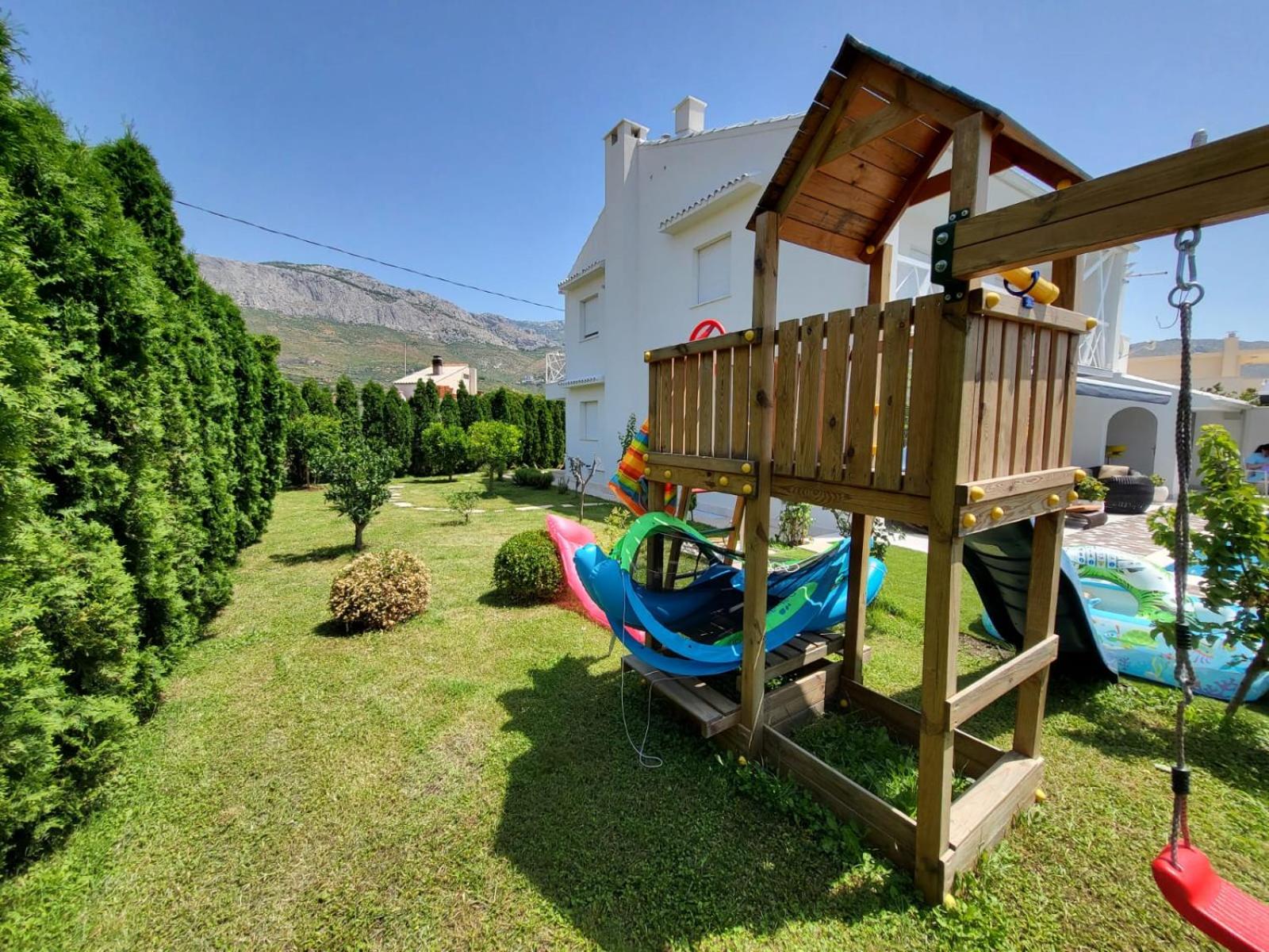 Villa Irresistible