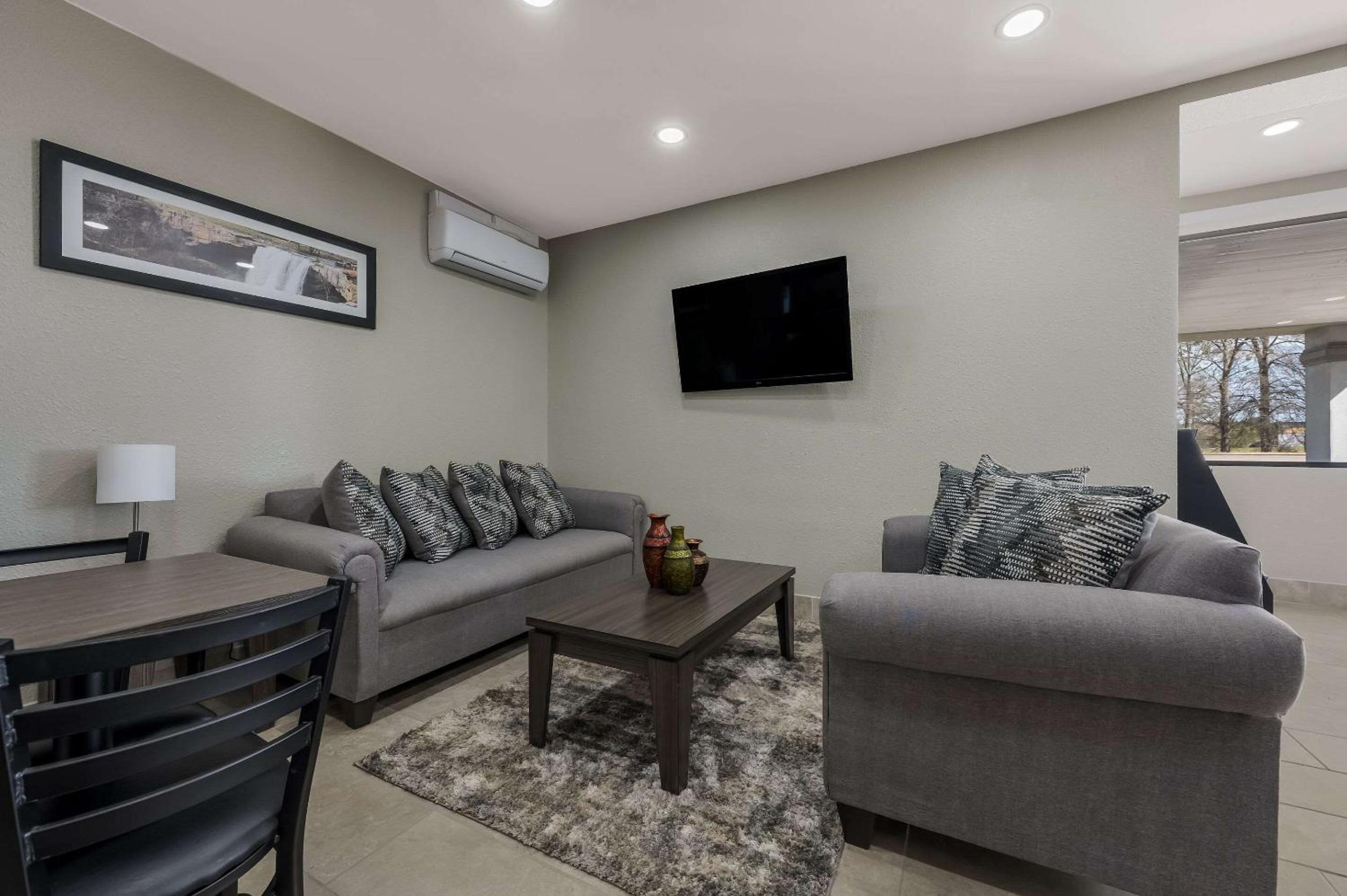 Gadsden Vacations - Quality Inn Gadsden - Attalla - Property Image 30