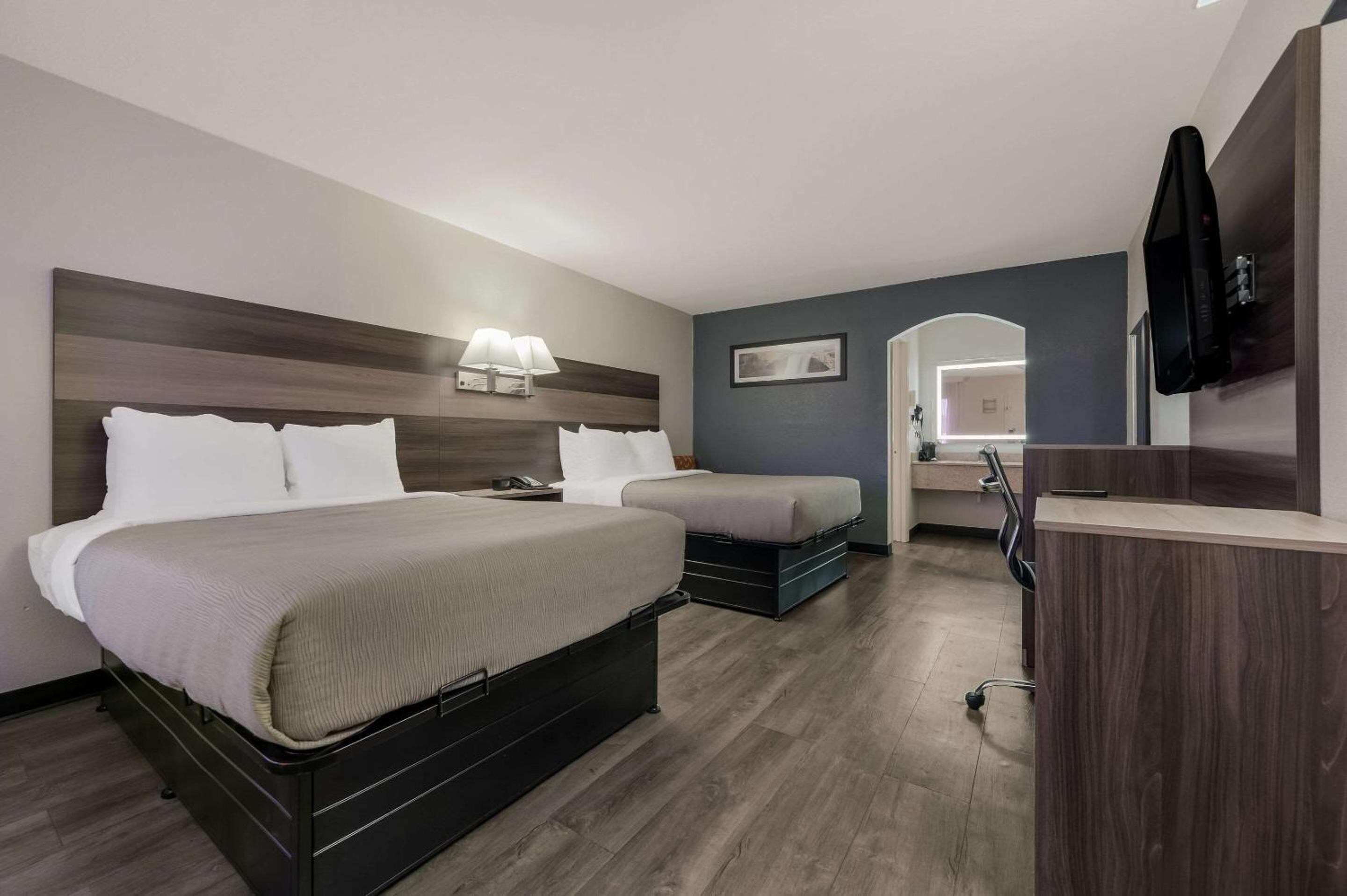 Gadsden Vacations - Quality Inn Gadsden - Attalla - Property Image 35