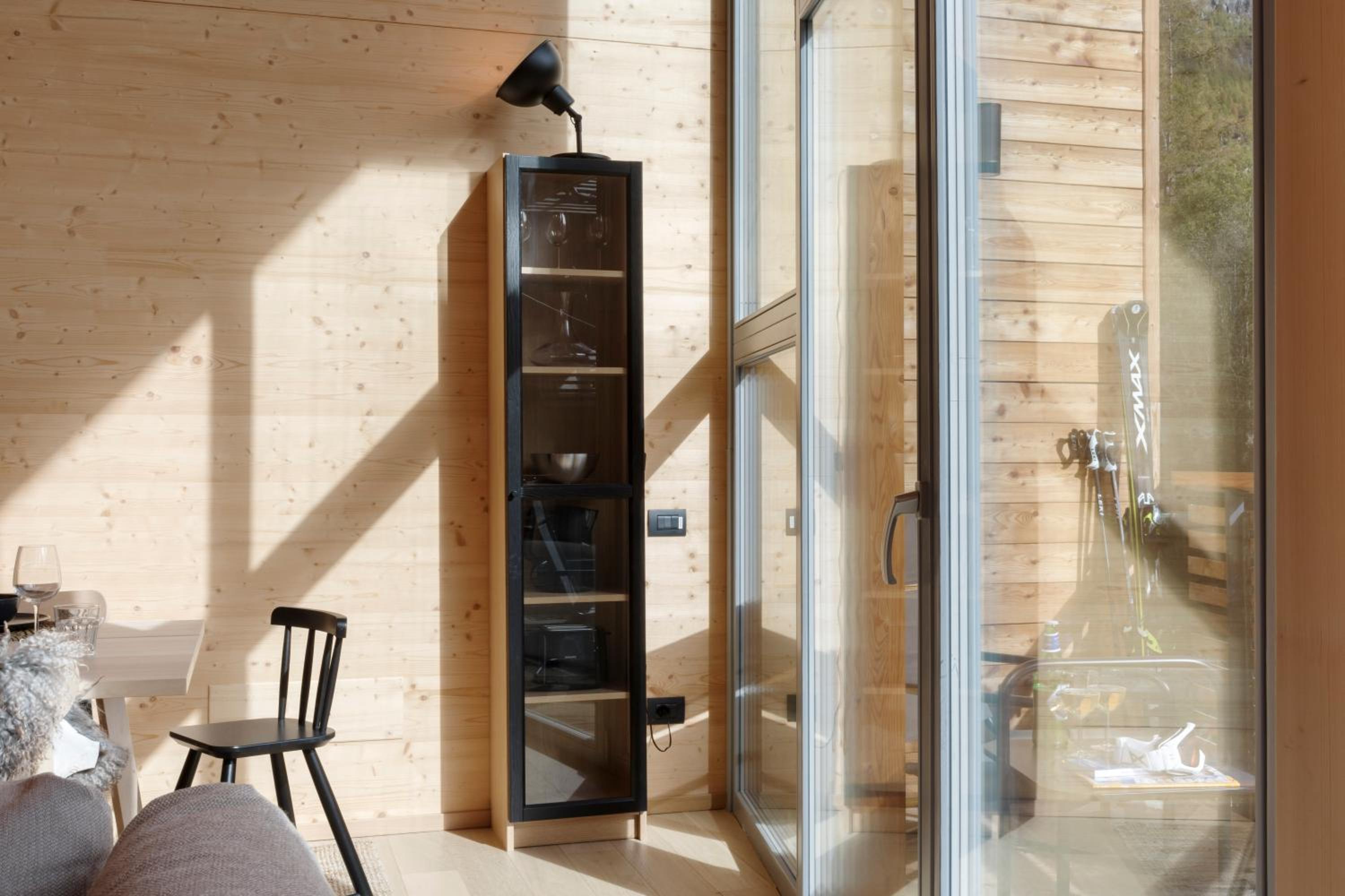 HelloChalet - Chalet Northern Lights - Family Ski Chalet with garden walking distance lift view 5