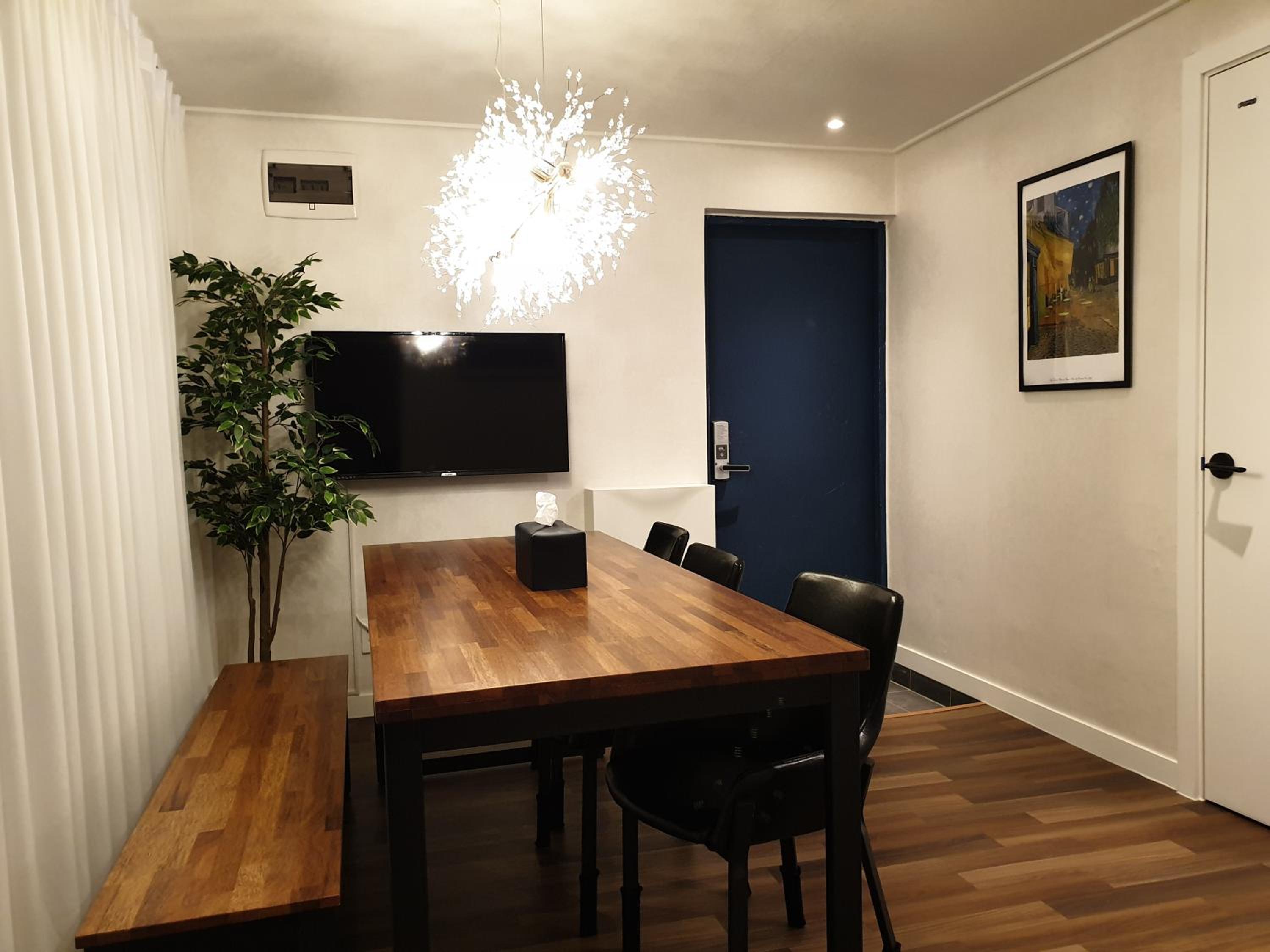 meeting & event spaces