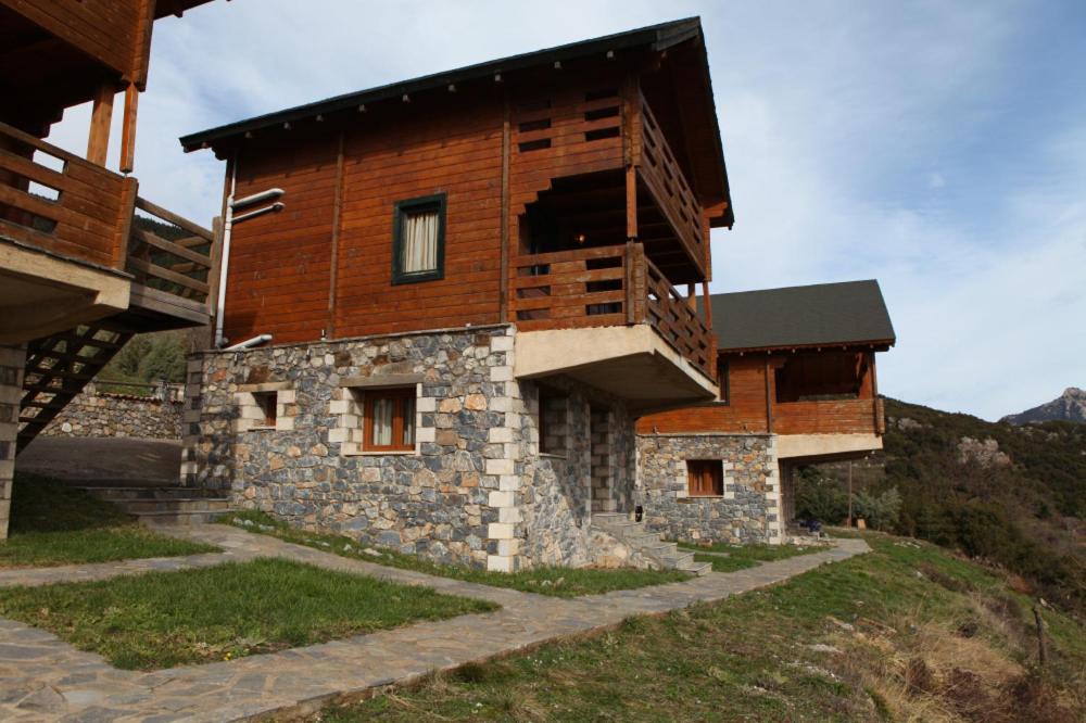 Pasithea Mountain Chalet