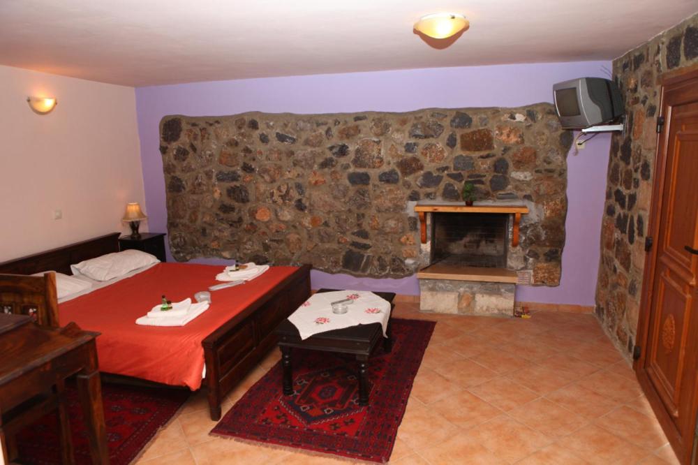 Pasithea Mountain Chalet