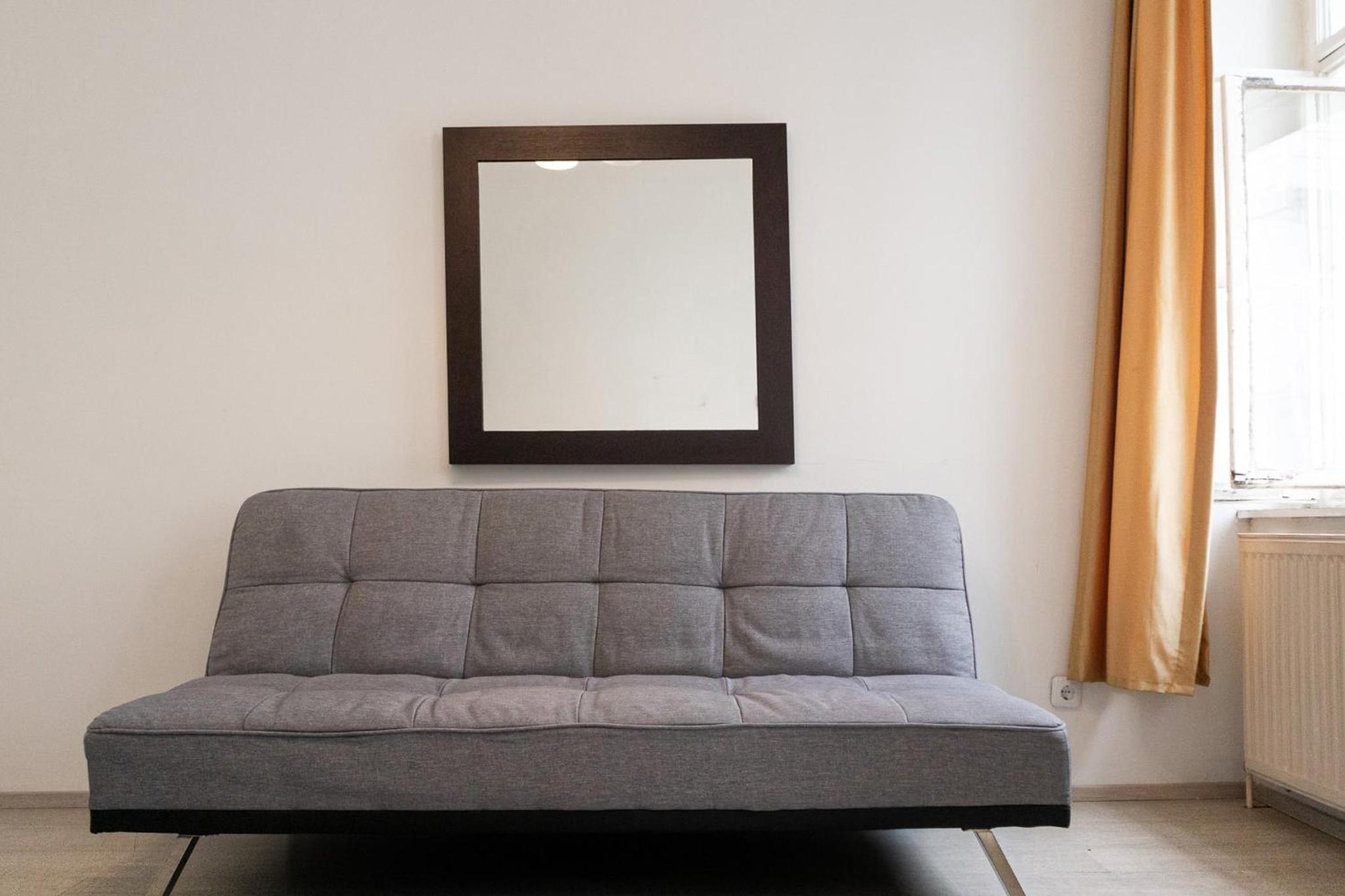 2 Pleasant Flats - Perfect for Long Stays