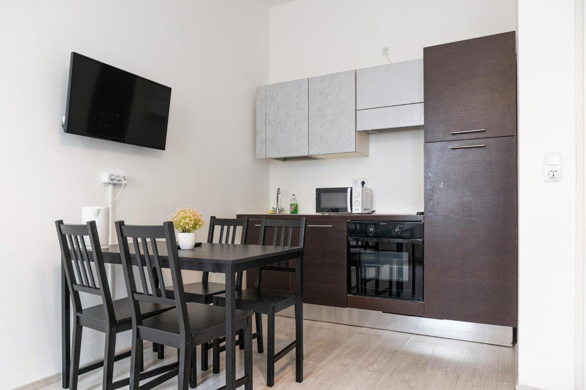 Pleasant 2BR - Perfect for long stays
