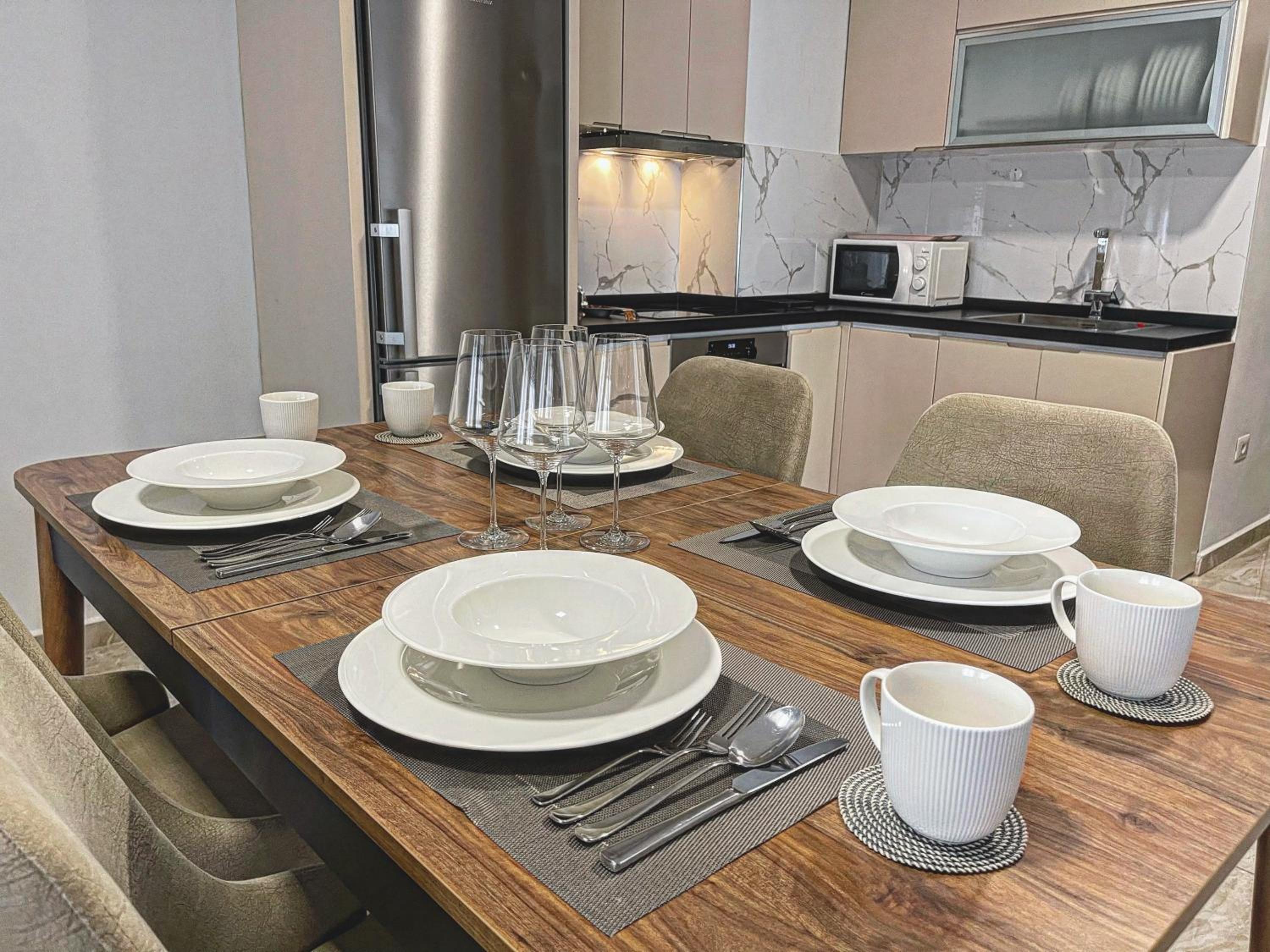 Roes Apartments
