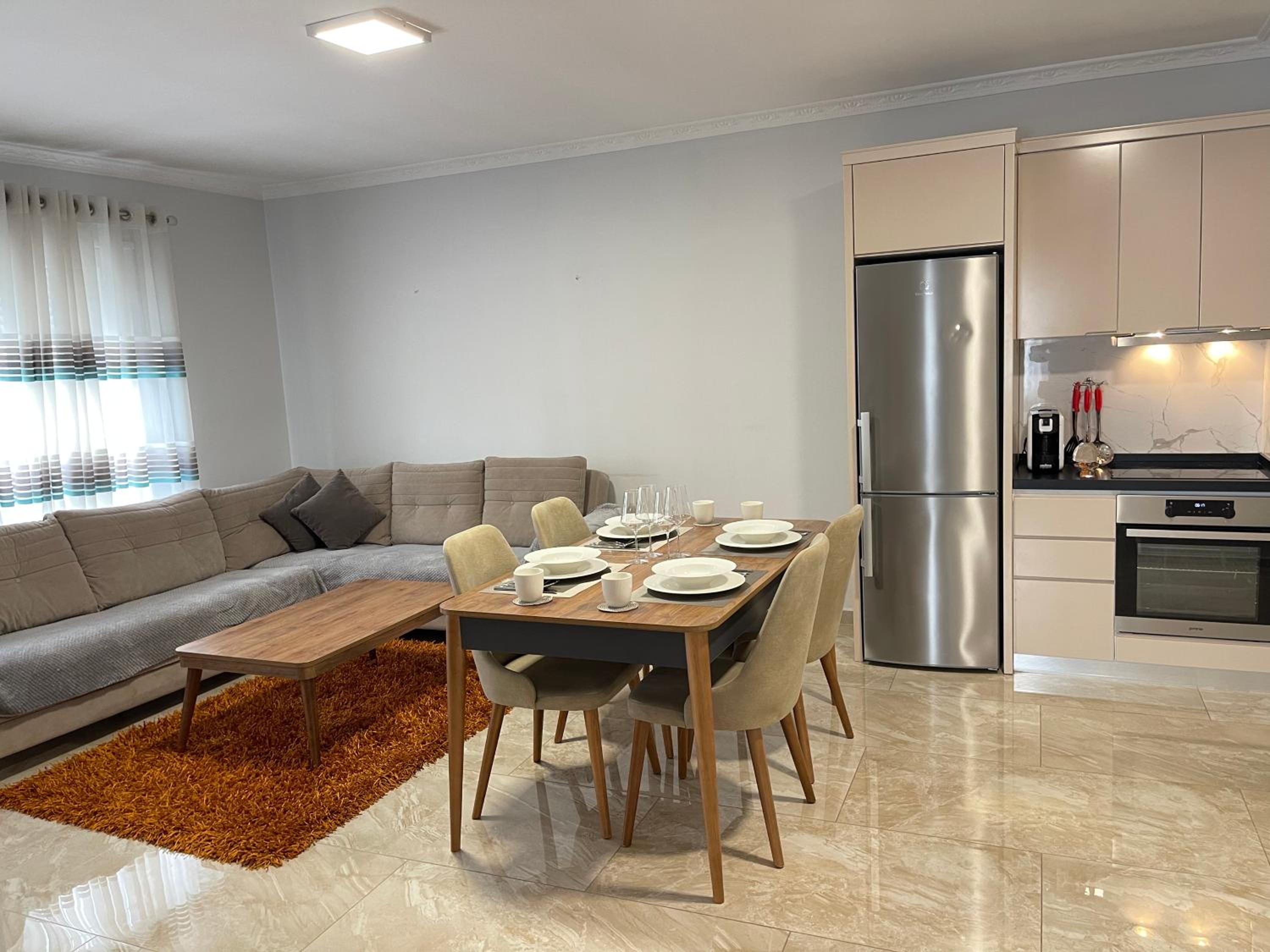Roes Apartments