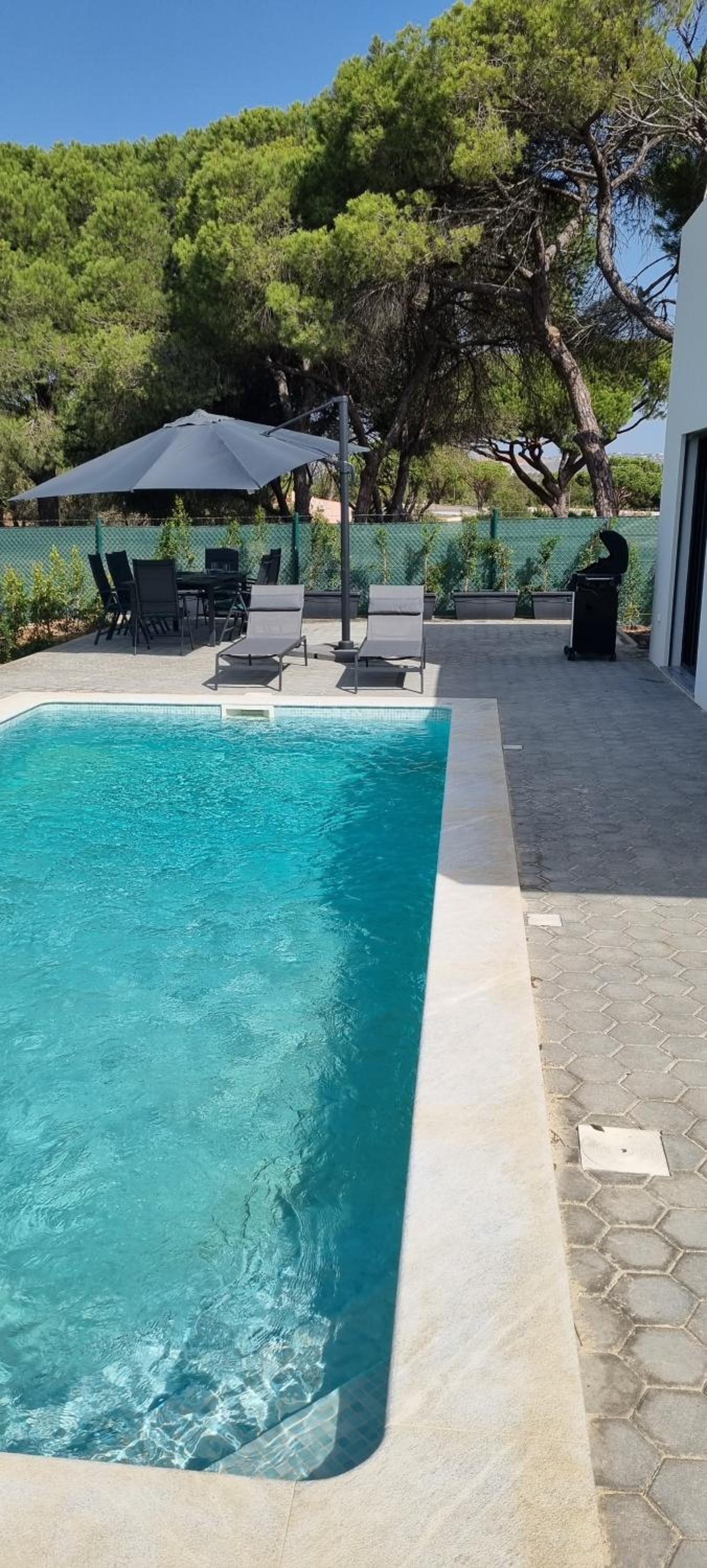 Valverde 2 Villa, Vilamoura, Algarve, only 5 minutes from Marina, Golf and Beach view 3