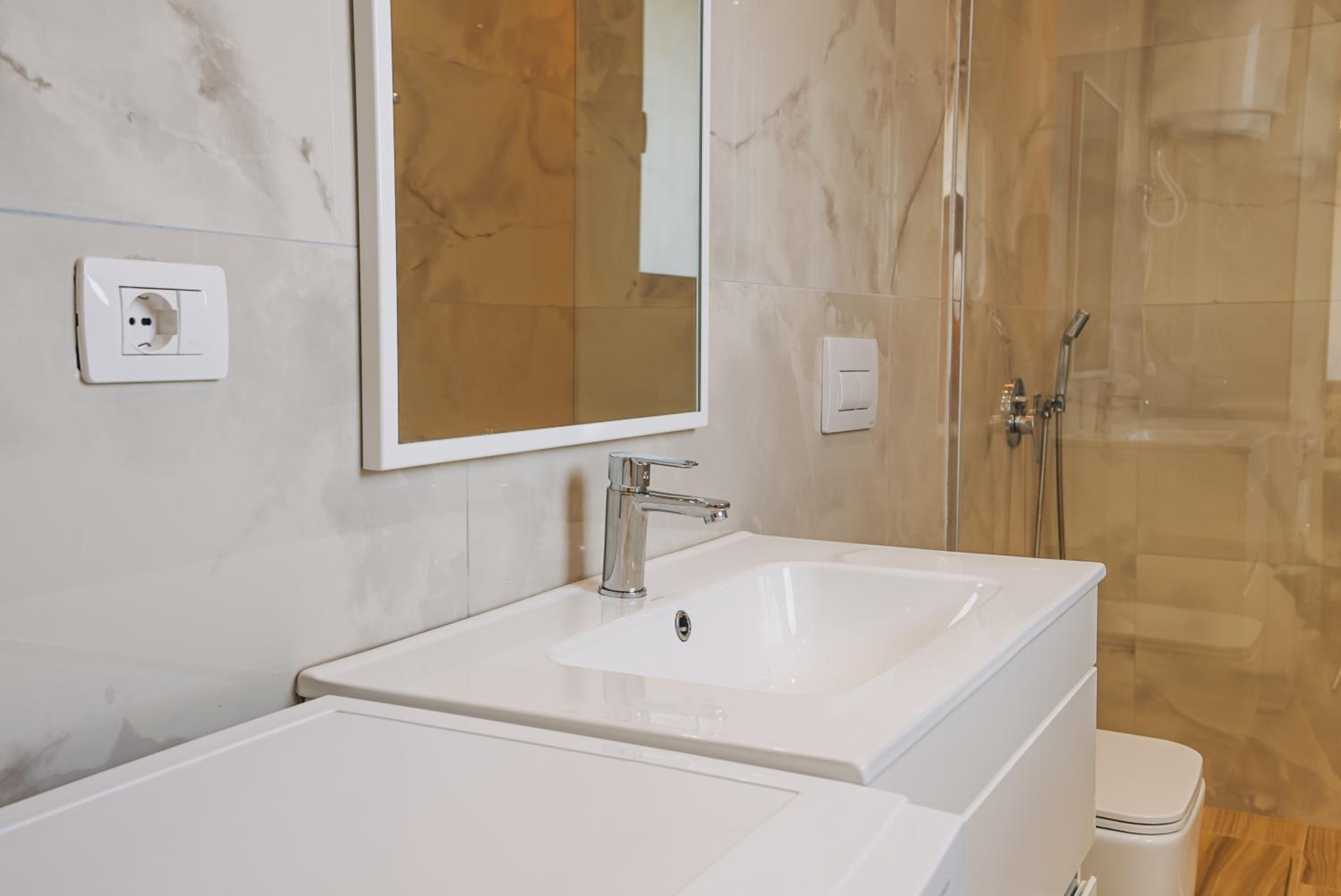 JD Luxury Apartments