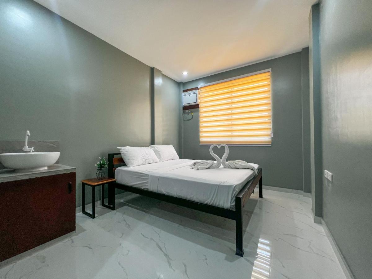 Monati Hostel Panglao view 4