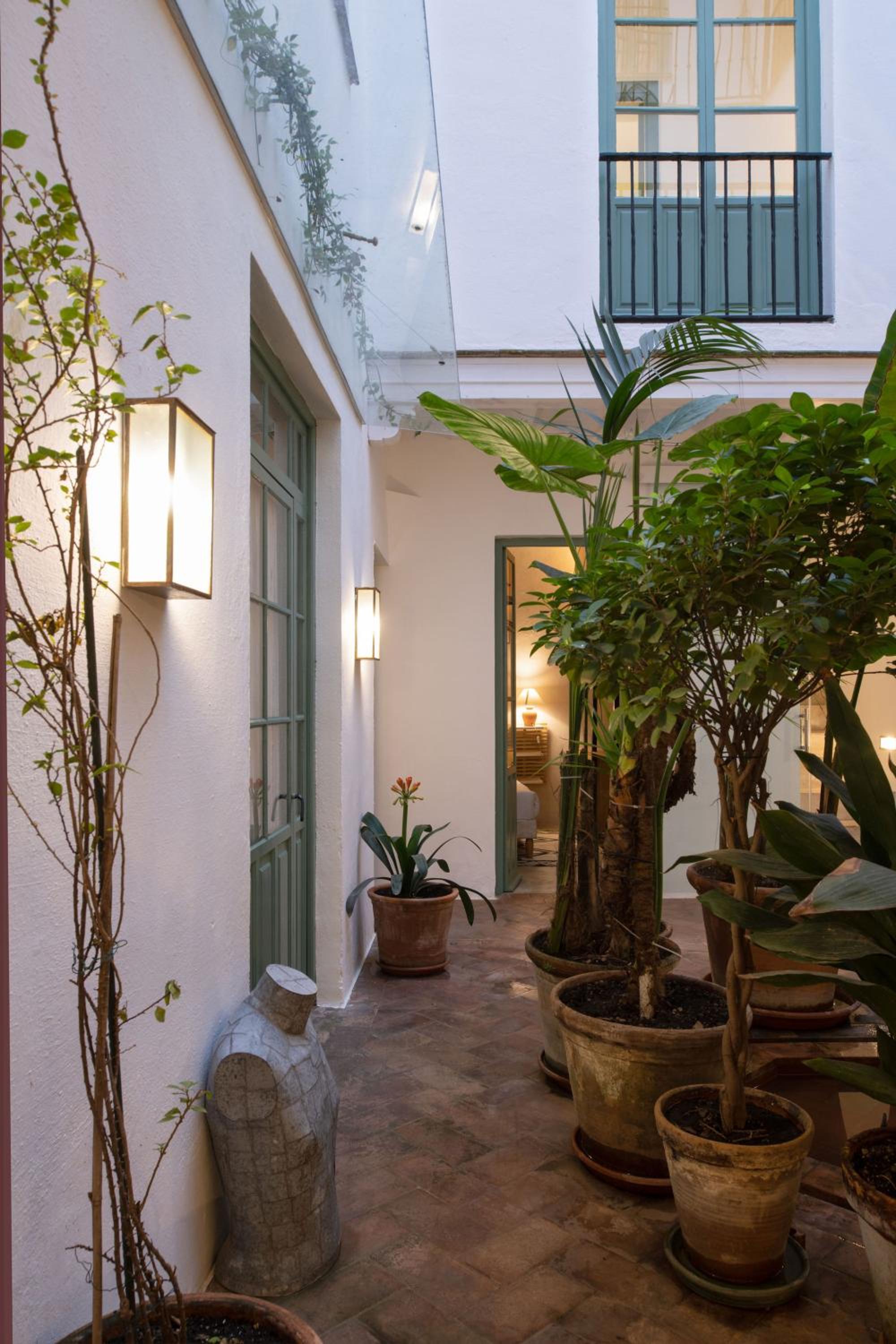 Hommyhome Castellar Luxury