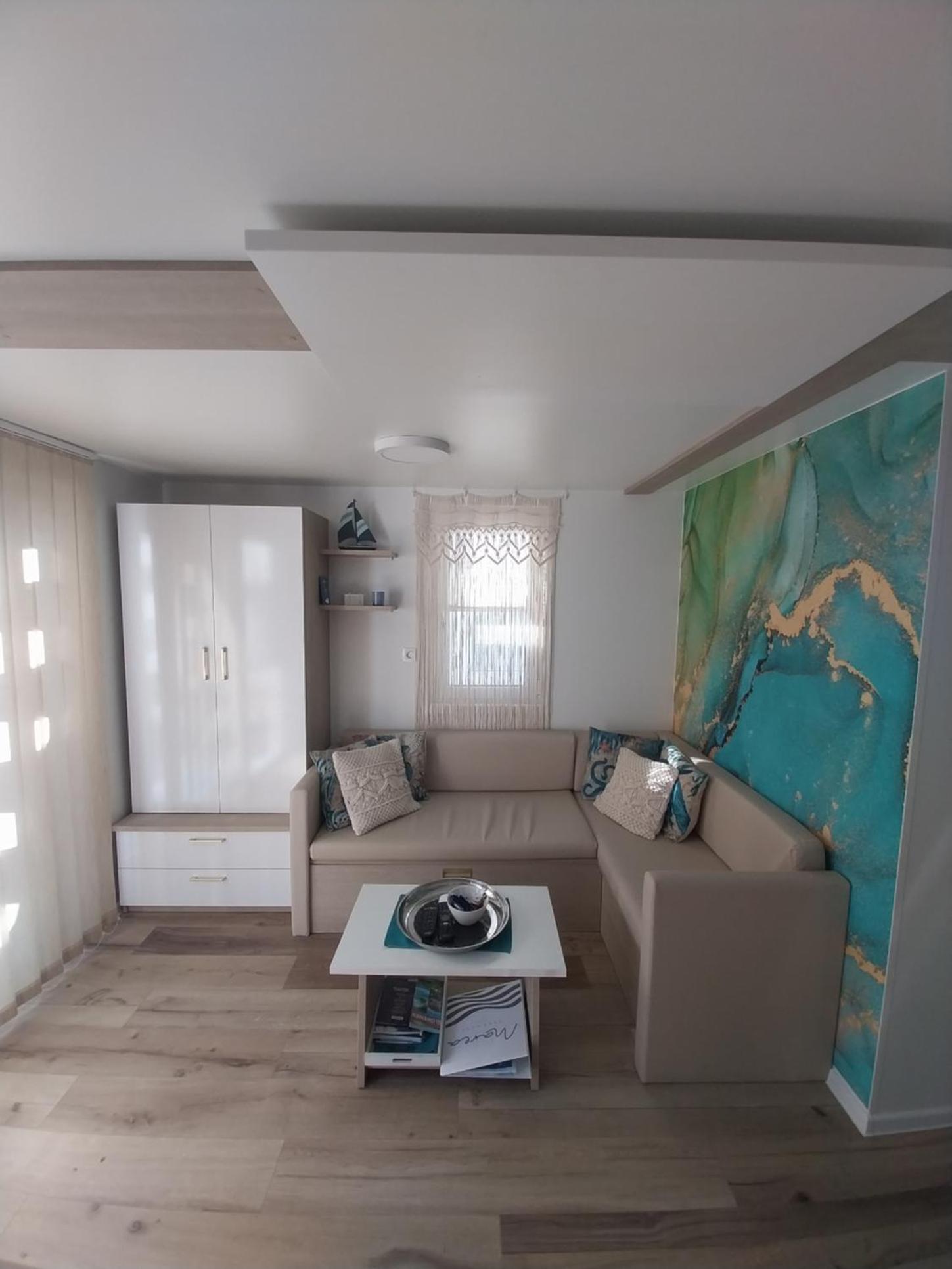Floating Sea House MAREA