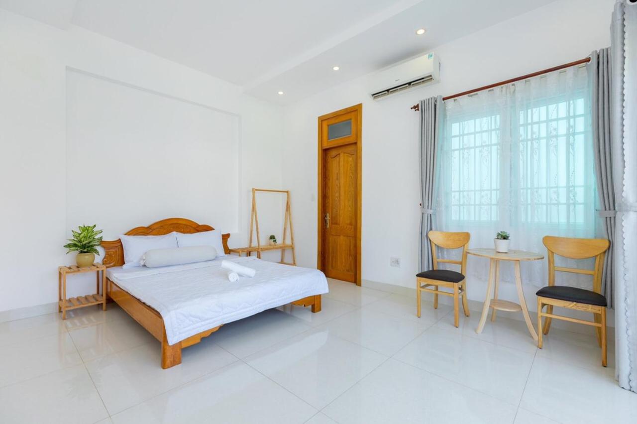 Villa 17 Văn Cao - Sân Vườn Gần Biển Bãi Sau view 4