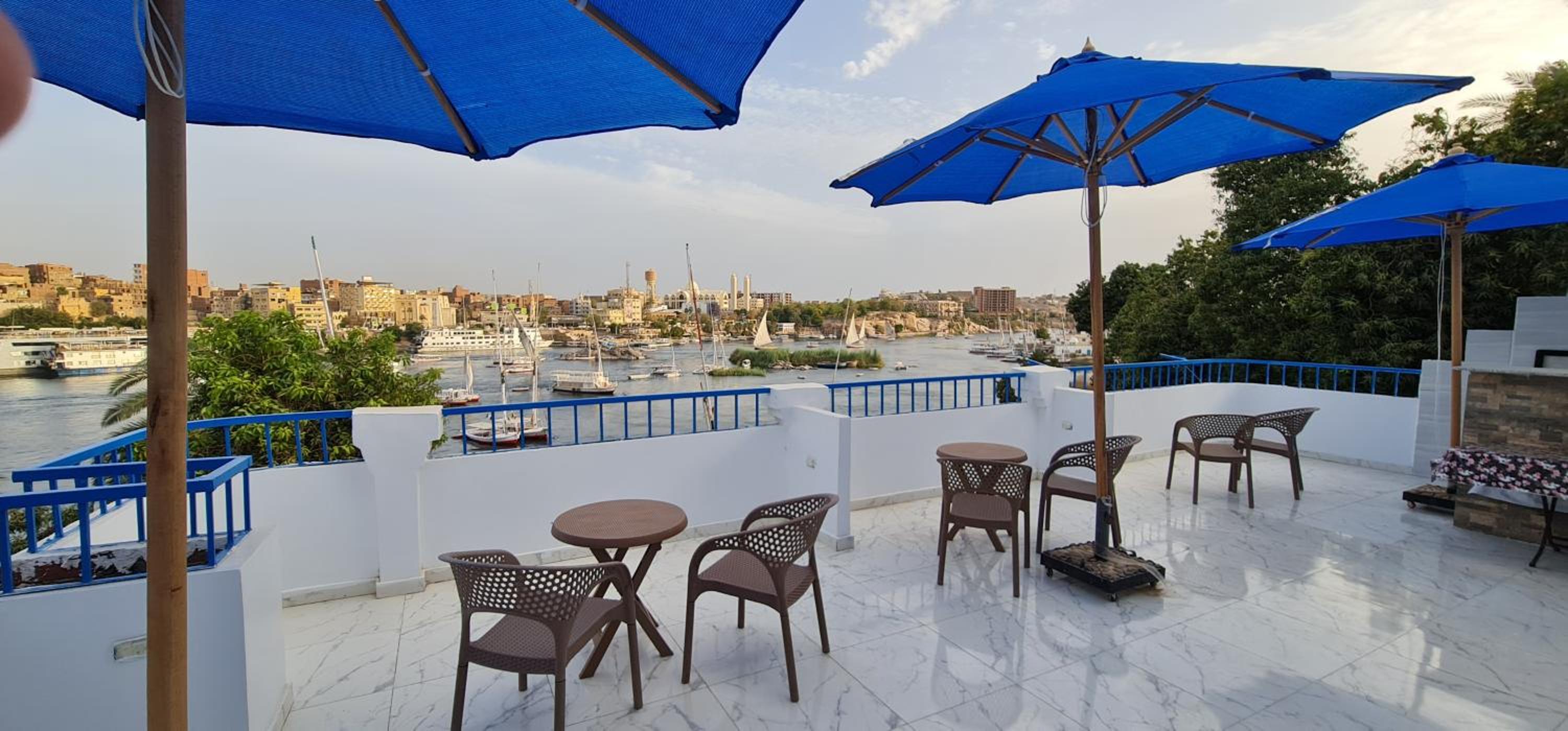 La Terrace
