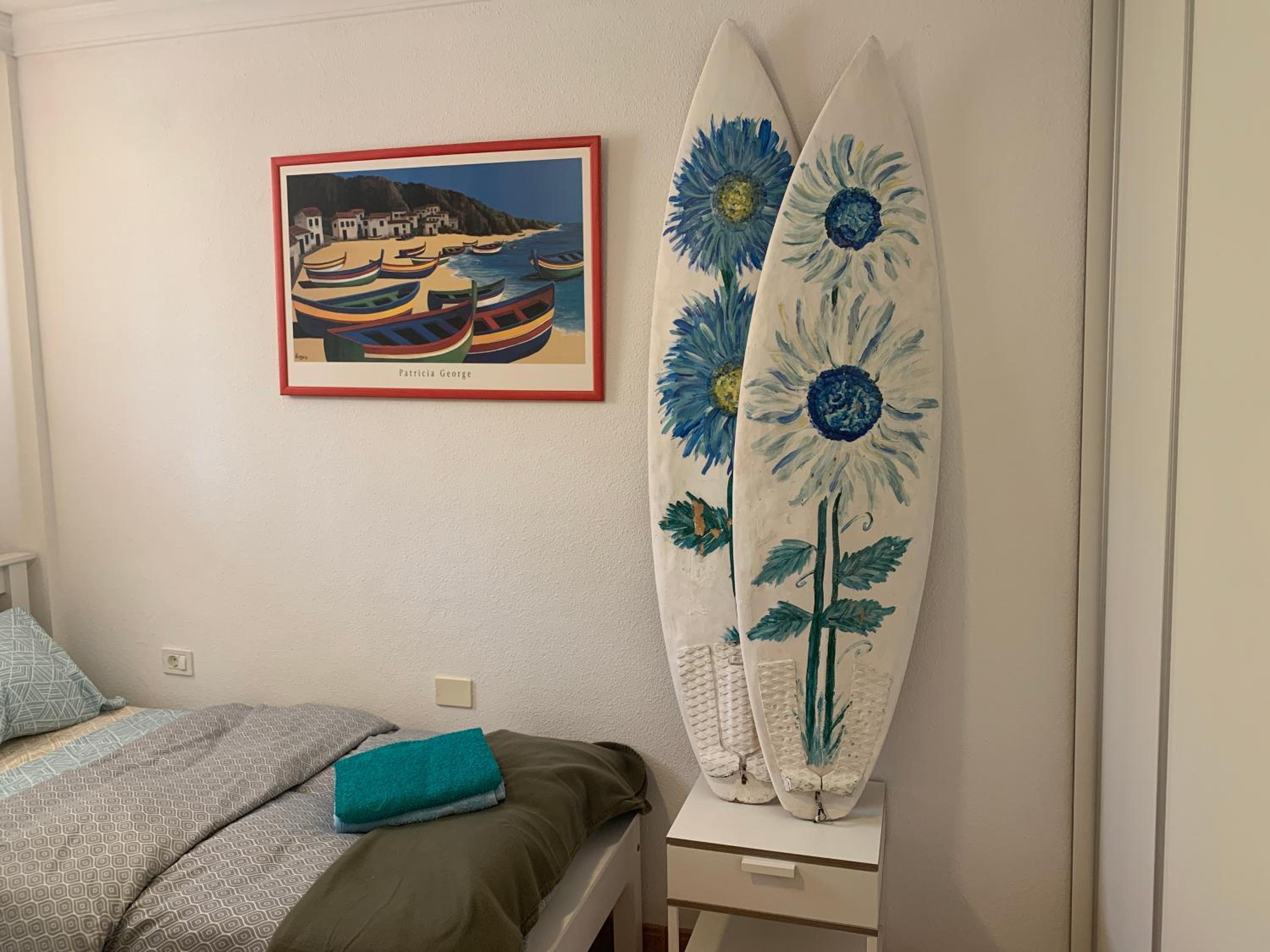 La Mar 2 bed 2 bath in sought after position FREE WIFI view 4