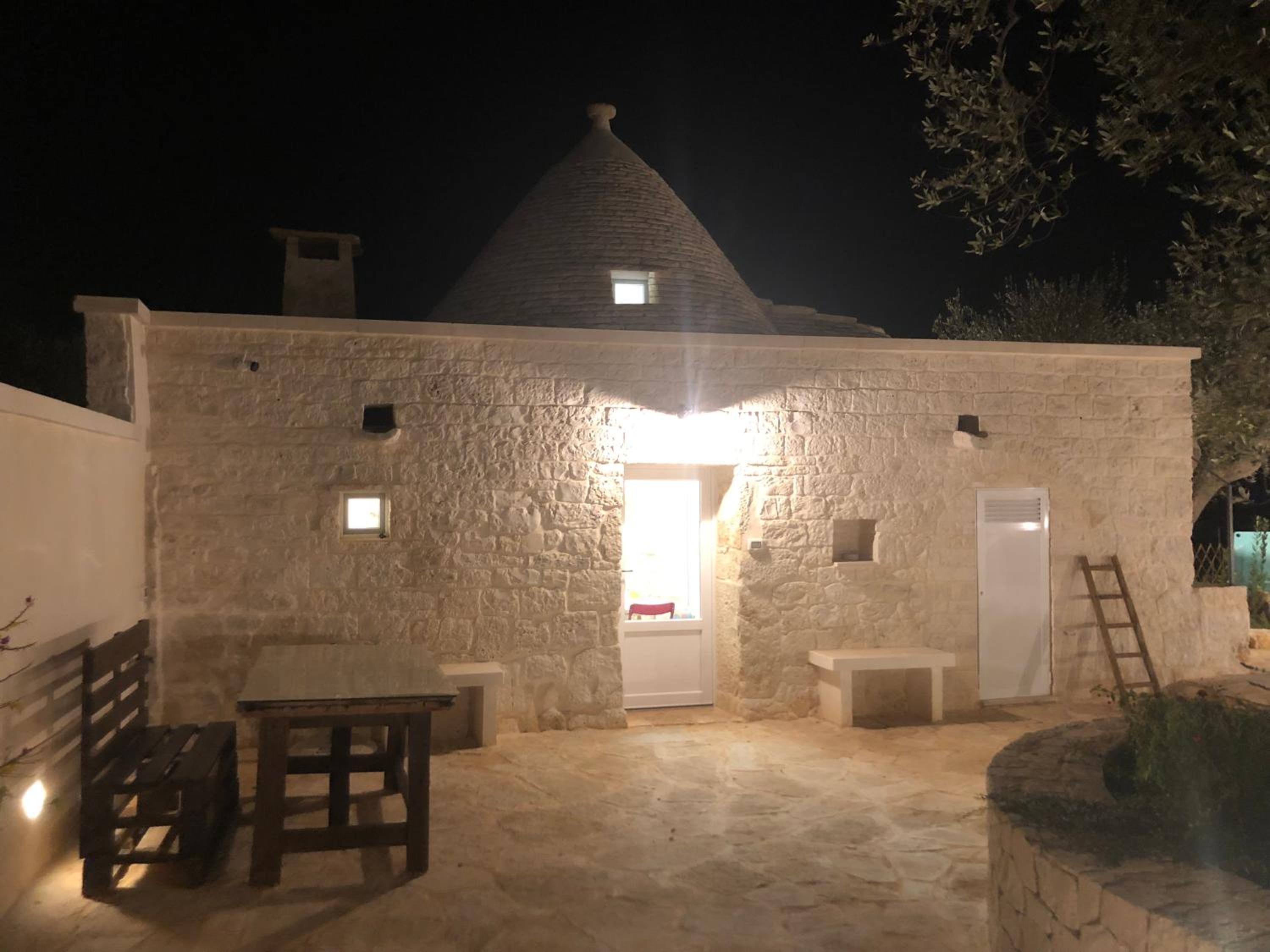 Trullo dell' Edera con piscina privata