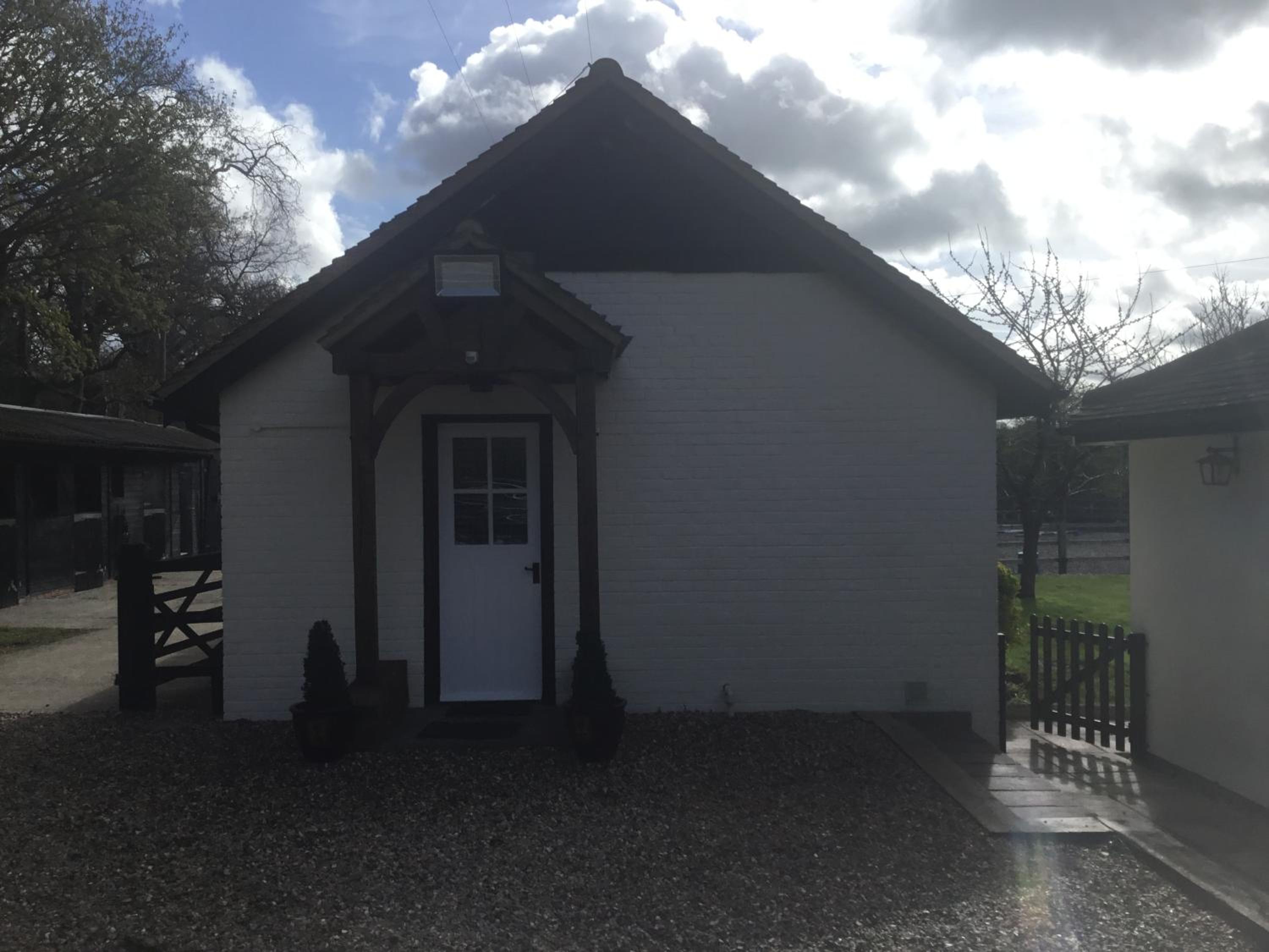 Cute Cottage 2024 Traveller Award view 5