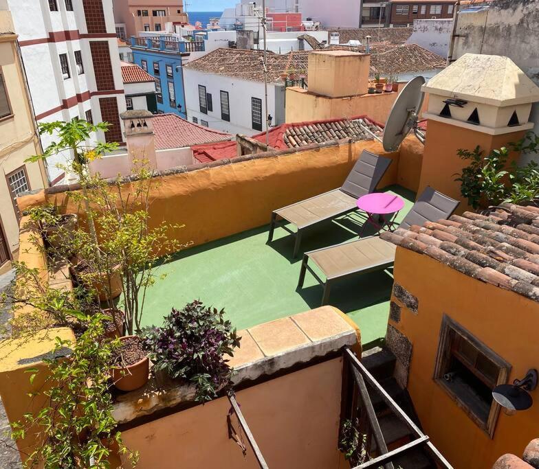 CASA MONTAÑEZ, caserón histórico
